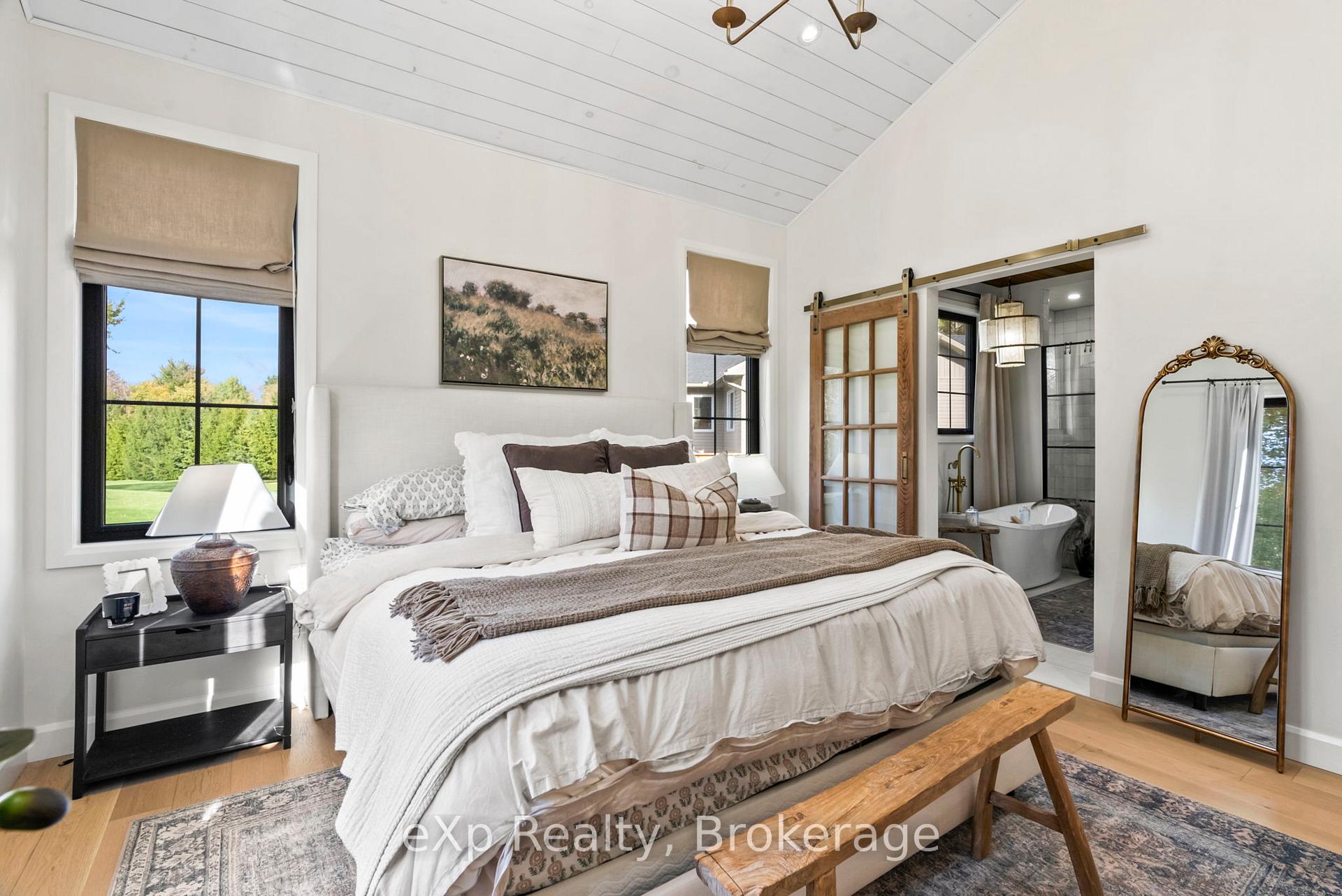 Photo 24 of 63 Regency Drive, Minto — HOMEH