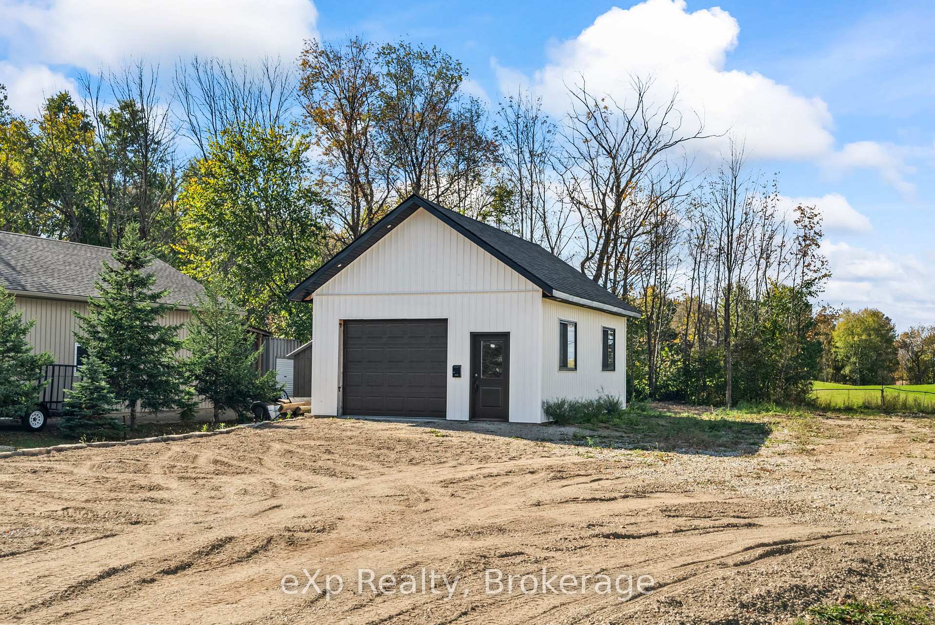 Photo 40 of 63 Regency Drive, Minto — HOMEH