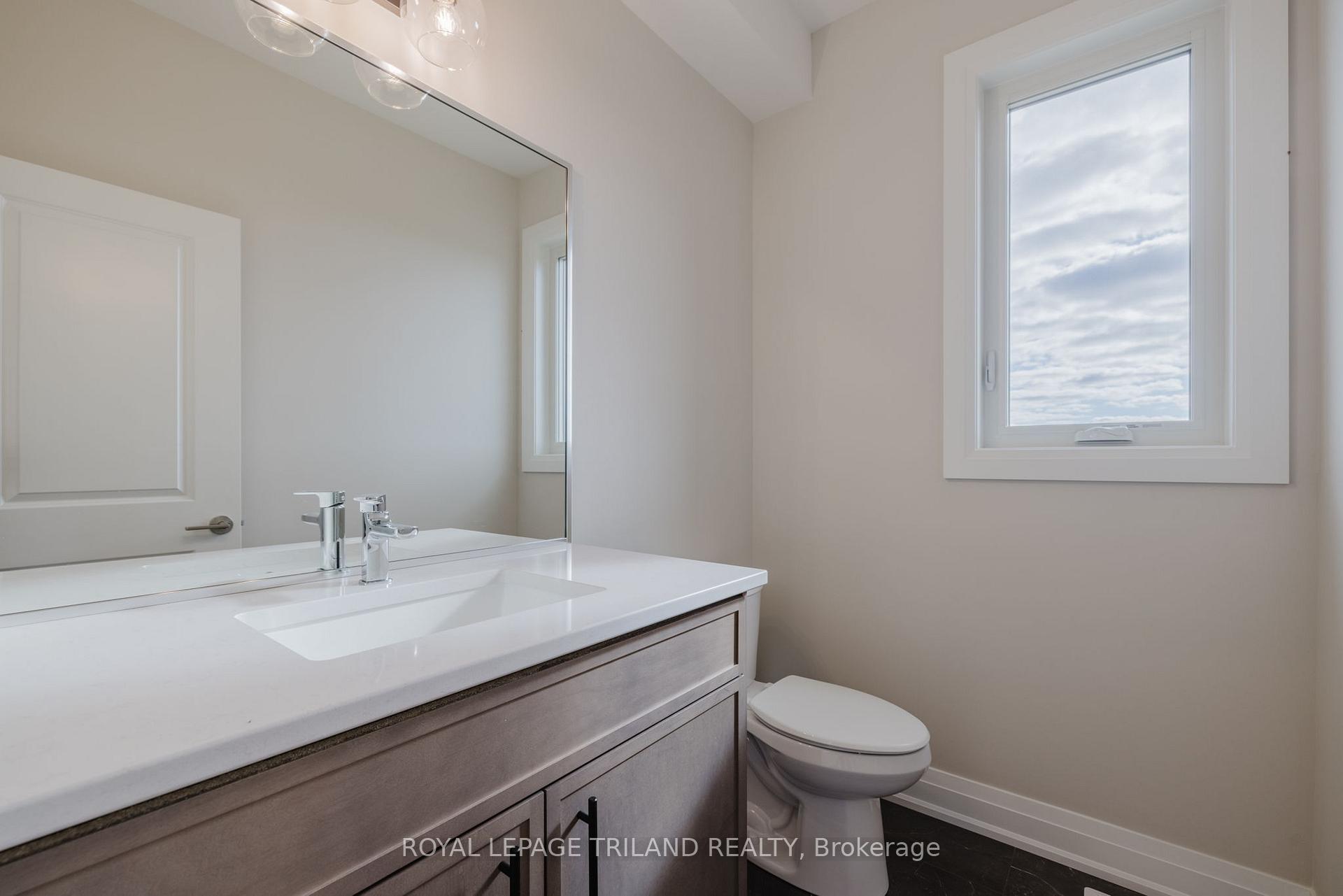 Photo 7 of 20 Allister Drive, Middlesex Centre, Rural Middlesex Centre — HOMEH