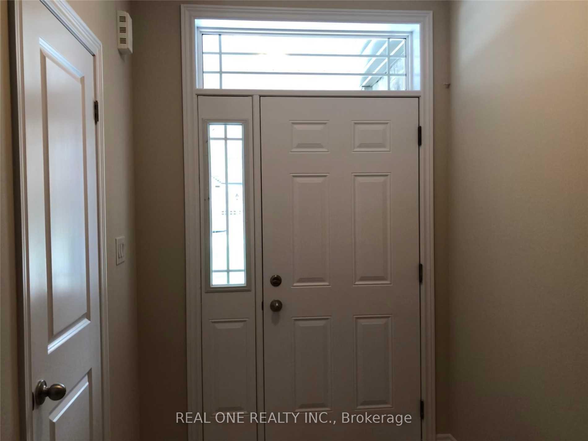 Photo 2 of 29 Callon Drive, Hamilton, Ancaster — HOMEH