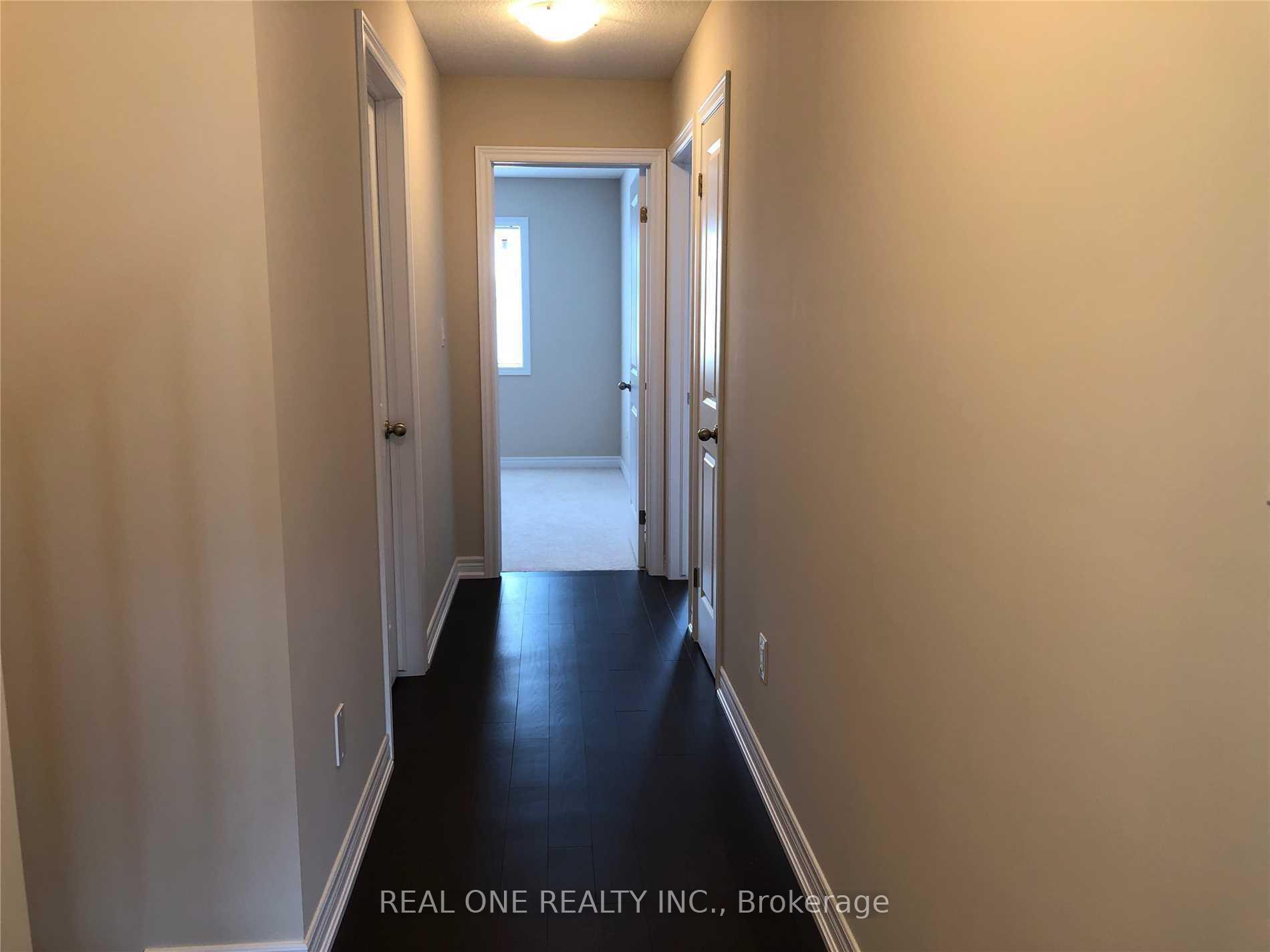 Photo 15 of 29 Callon Drive, Hamilton, Ancaster — HOMEH