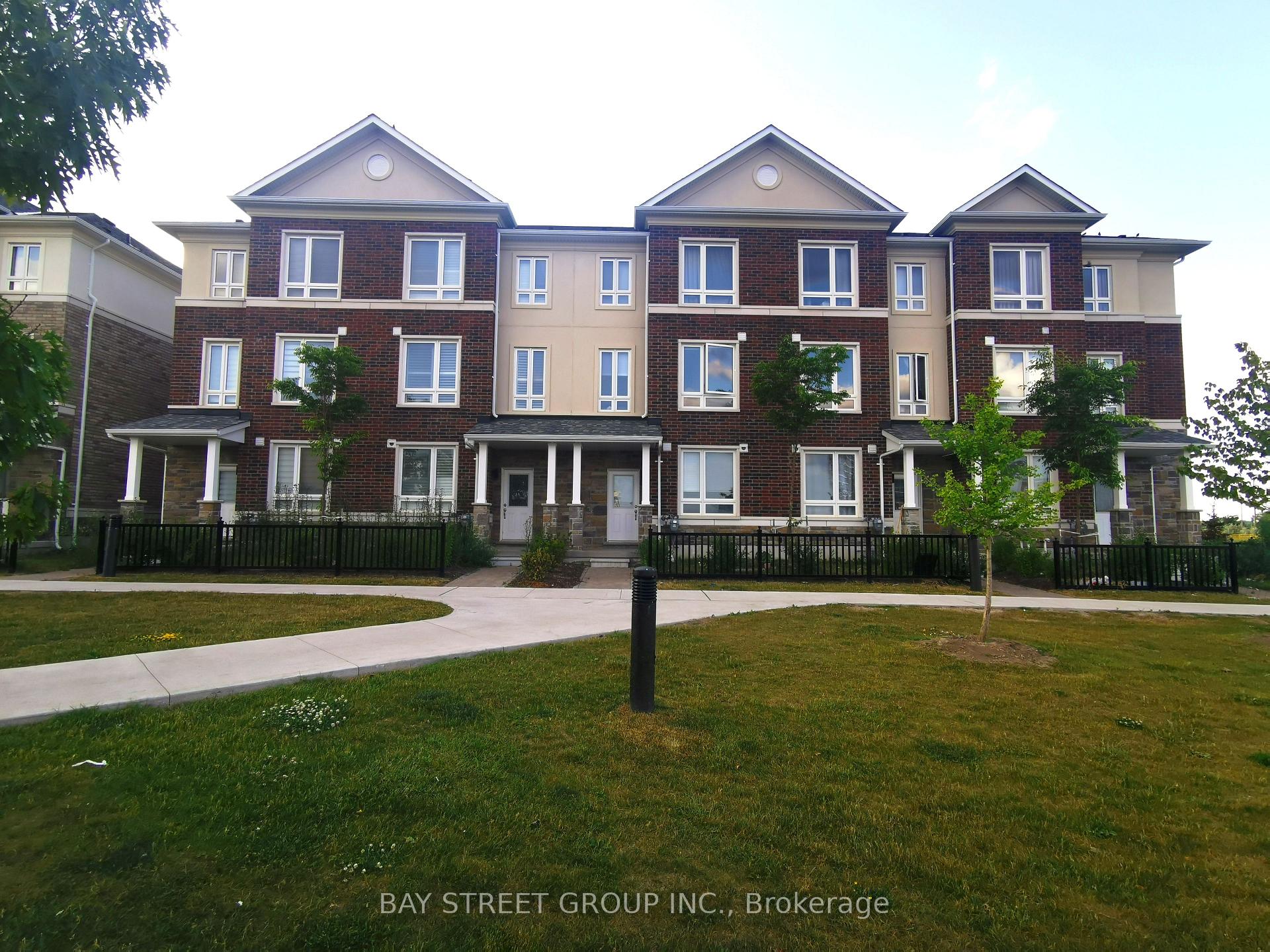 Photo 1 of 88 Imperial College Lane, Markham, Wismer — HOMEH