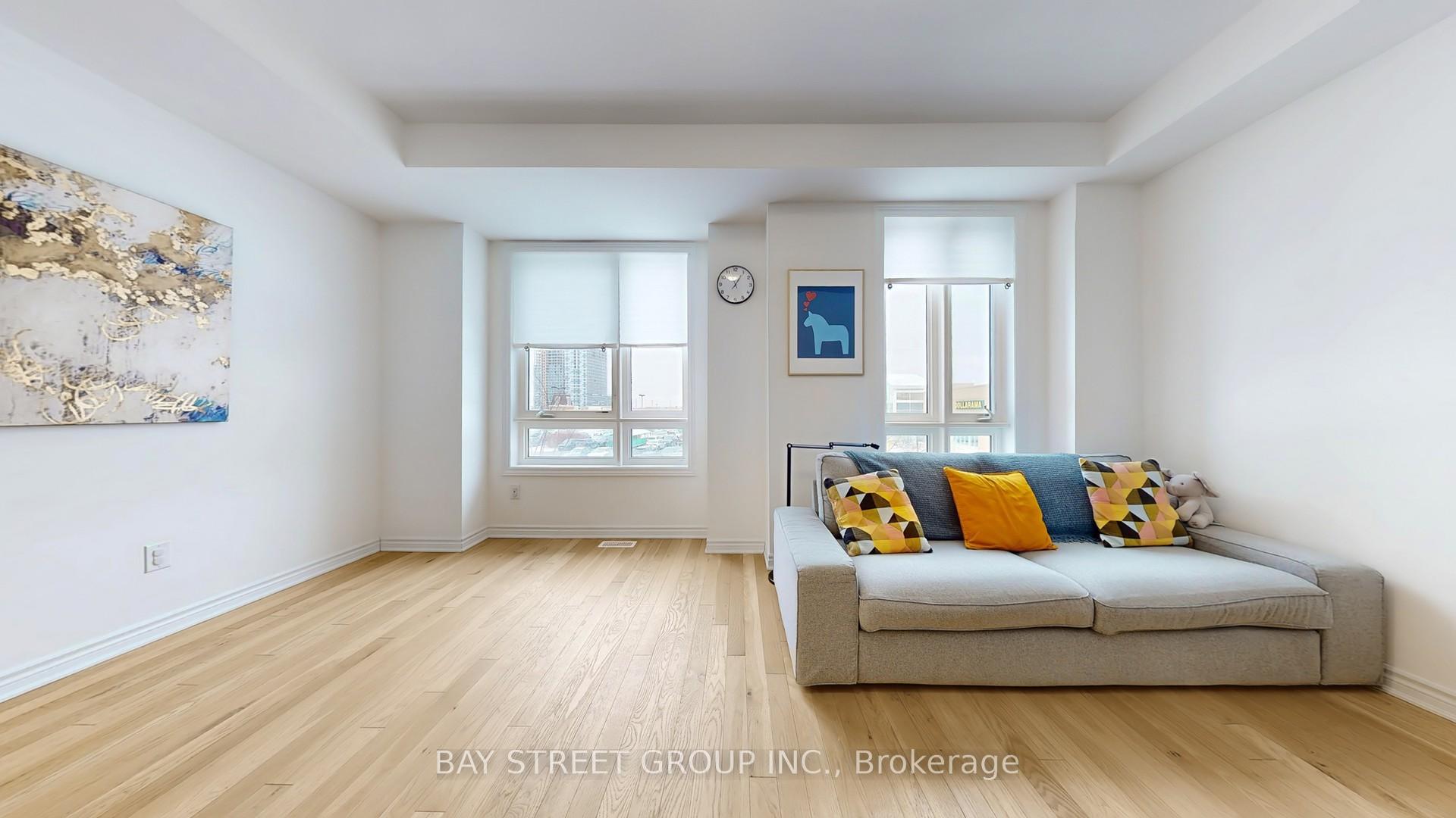 Photo 5 of 88 Imperial College Lane, Markham, Wismer — HOMEH