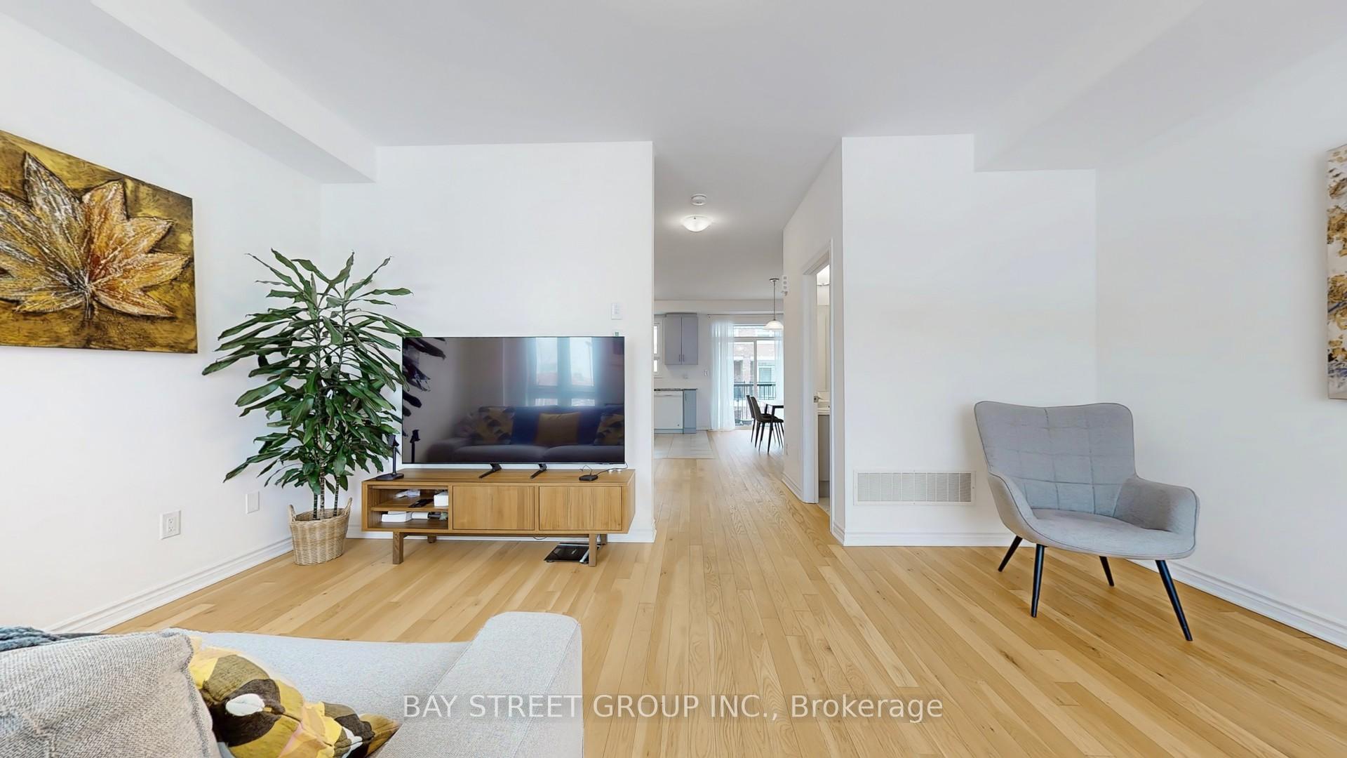 Photo 6 of 88 Imperial College Lane, Markham, Wismer — HOMEH