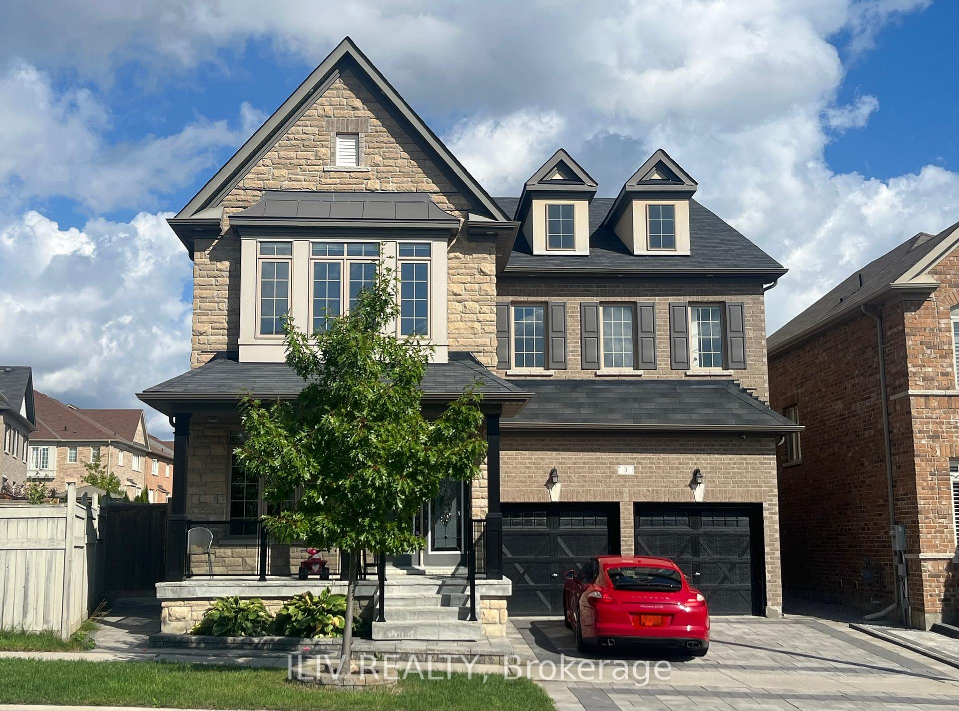 Front of Unit Upper, 3 James Glover Drive