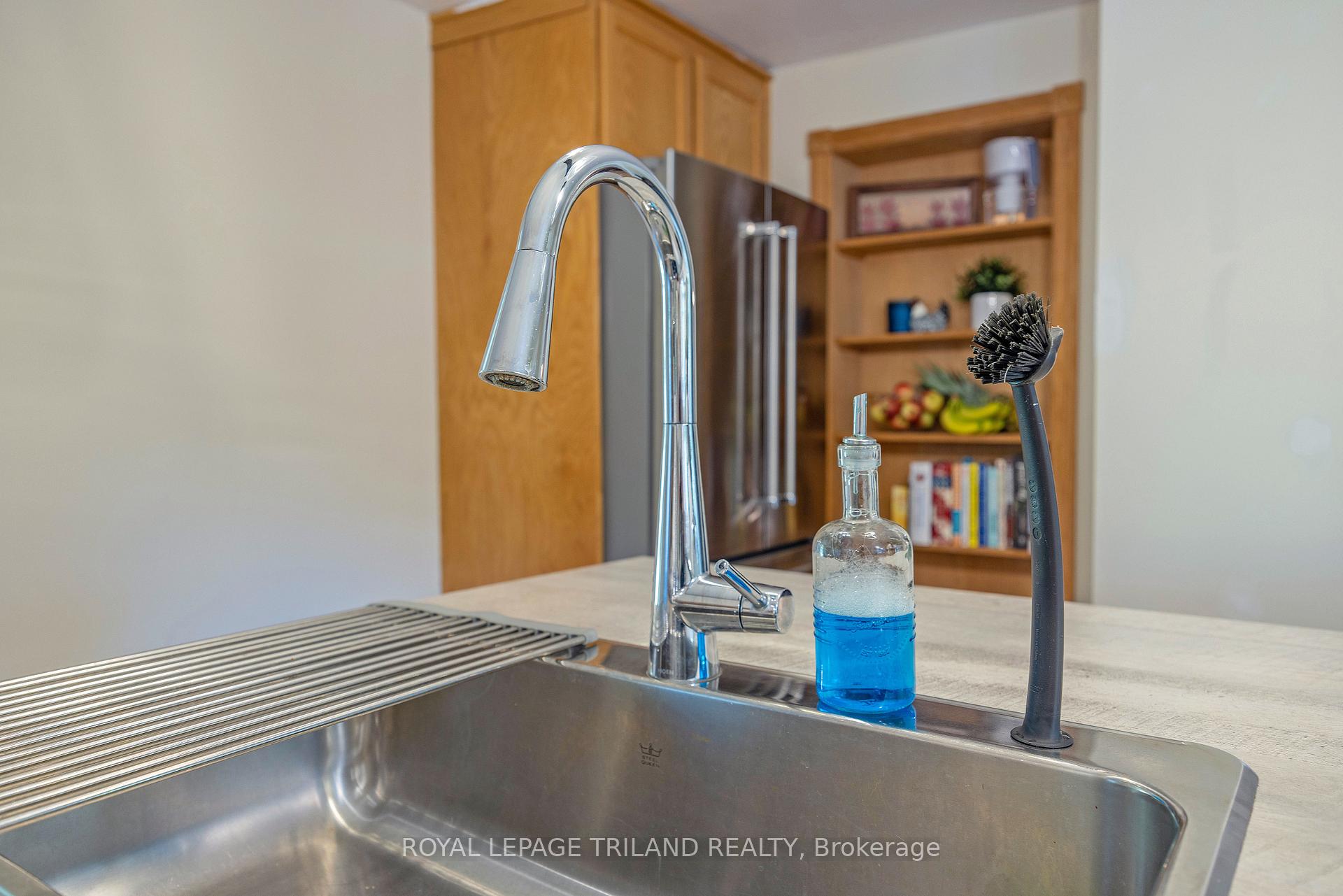 Photo 9 of 31 Wellington Street, Middlesex Centre, Delaware Town — HOMEH
