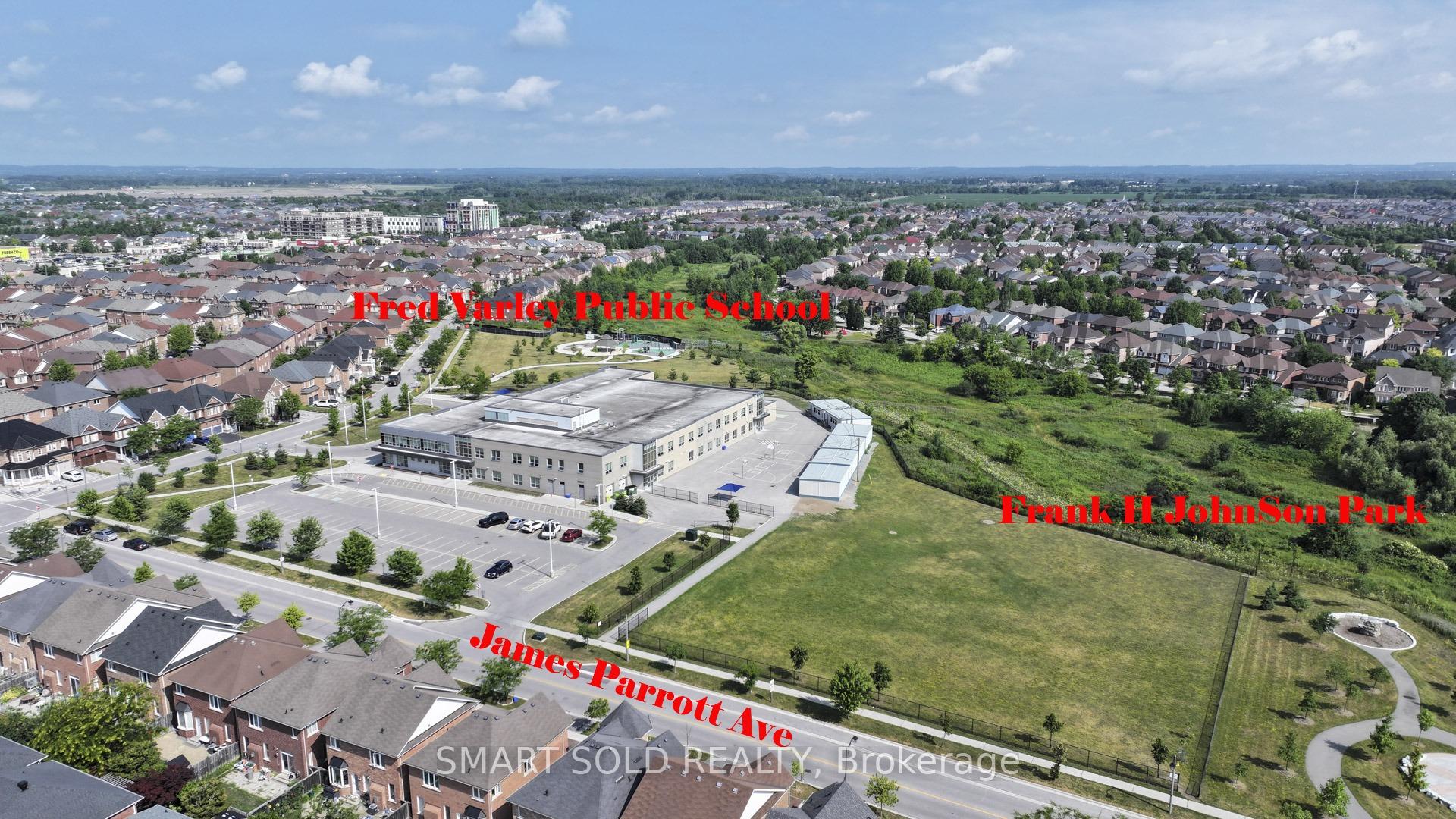 Photo 8 of 25 Barnstone Drive, Markham, Wismer — HOMEH