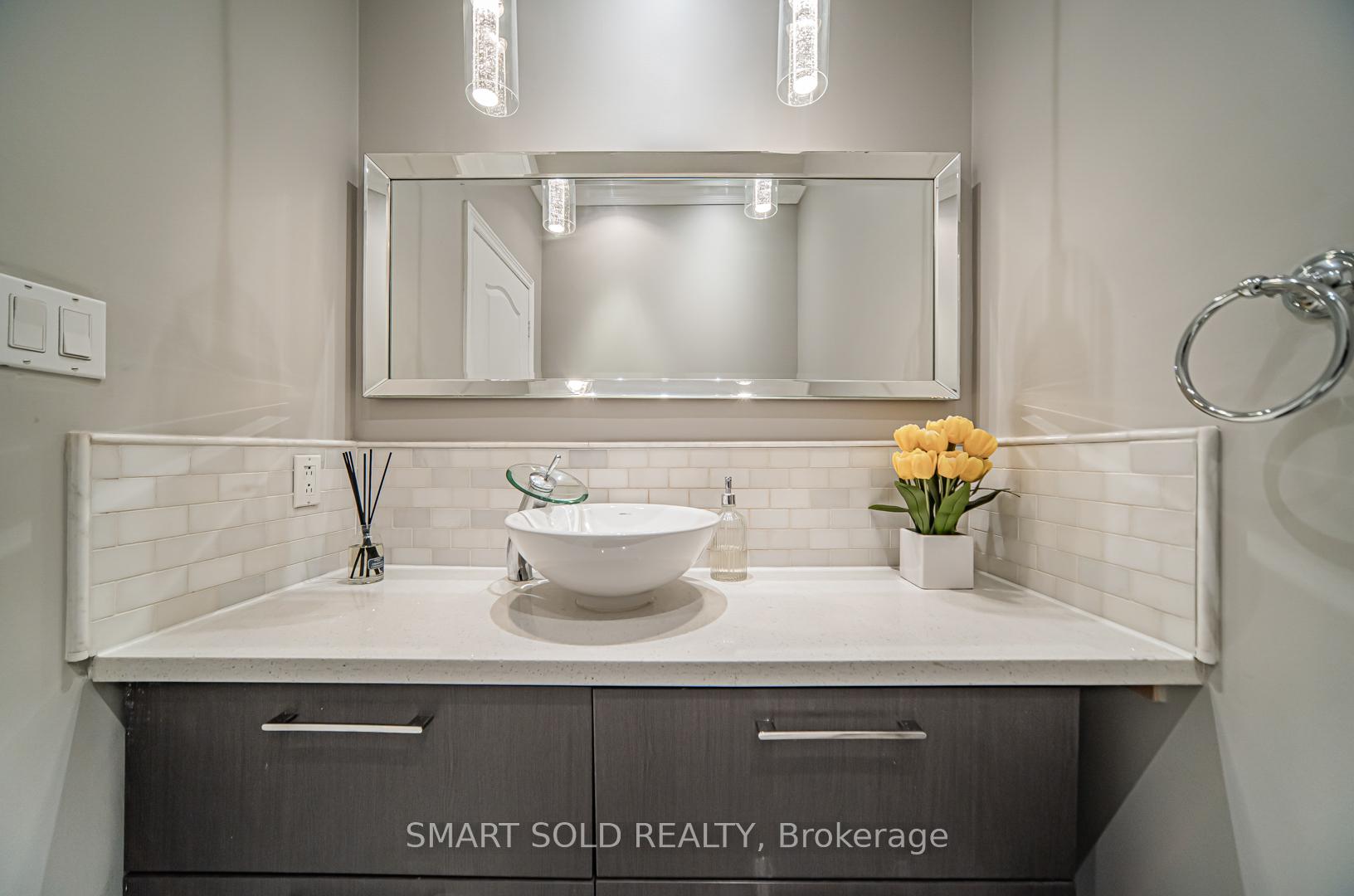 Photo 9 of 25 Barnstone Drive, Markham, Wismer — HOMEH
