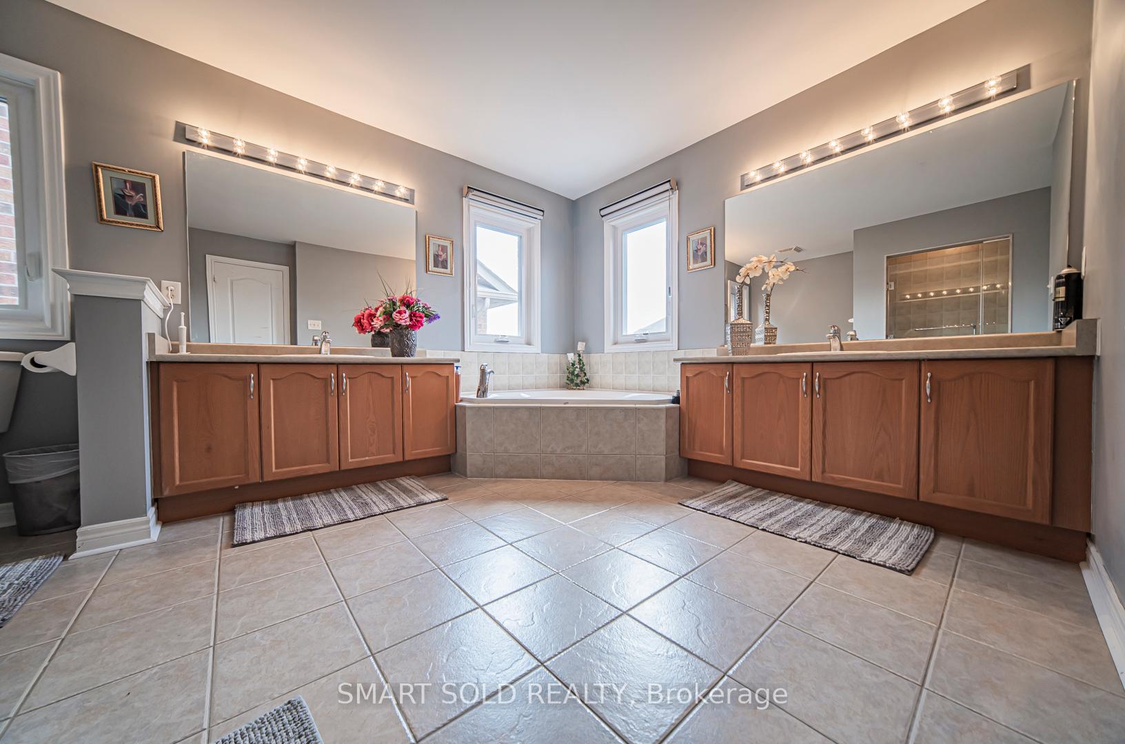 Photo 24 of 25 Barnstone Drive, Markham, Wismer — HOMEH