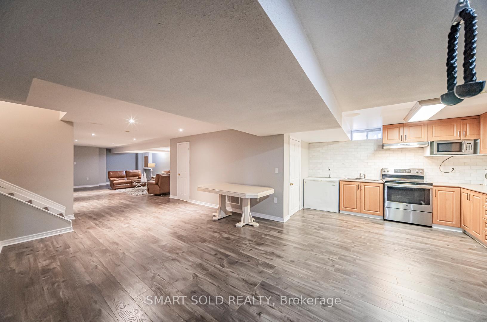 Photo 32 of 25 Barnstone Drive, Markham, Wismer — HOMEH