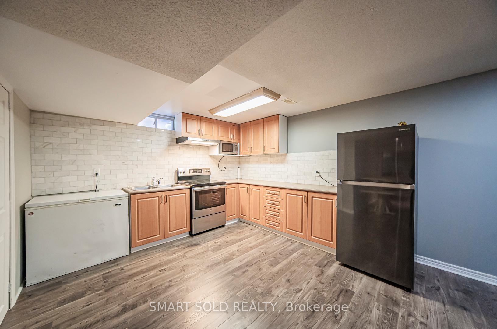 Photo 33 of 25 Barnstone Drive, Markham, Wismer — HOMEH