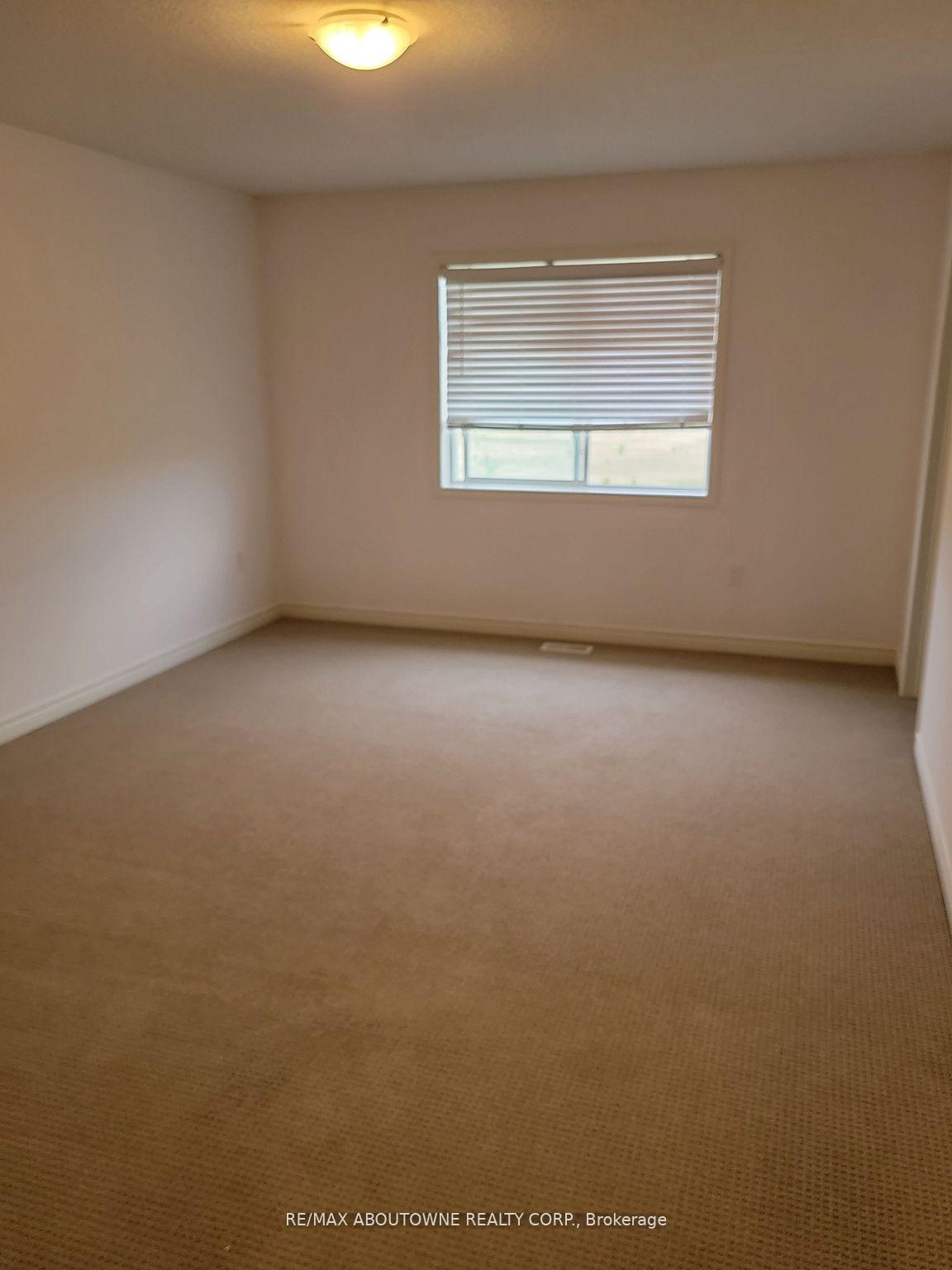 Photo 15 of 66 Bradbury Road, Hamilton, Stoney Creek Mountain — HOMEH