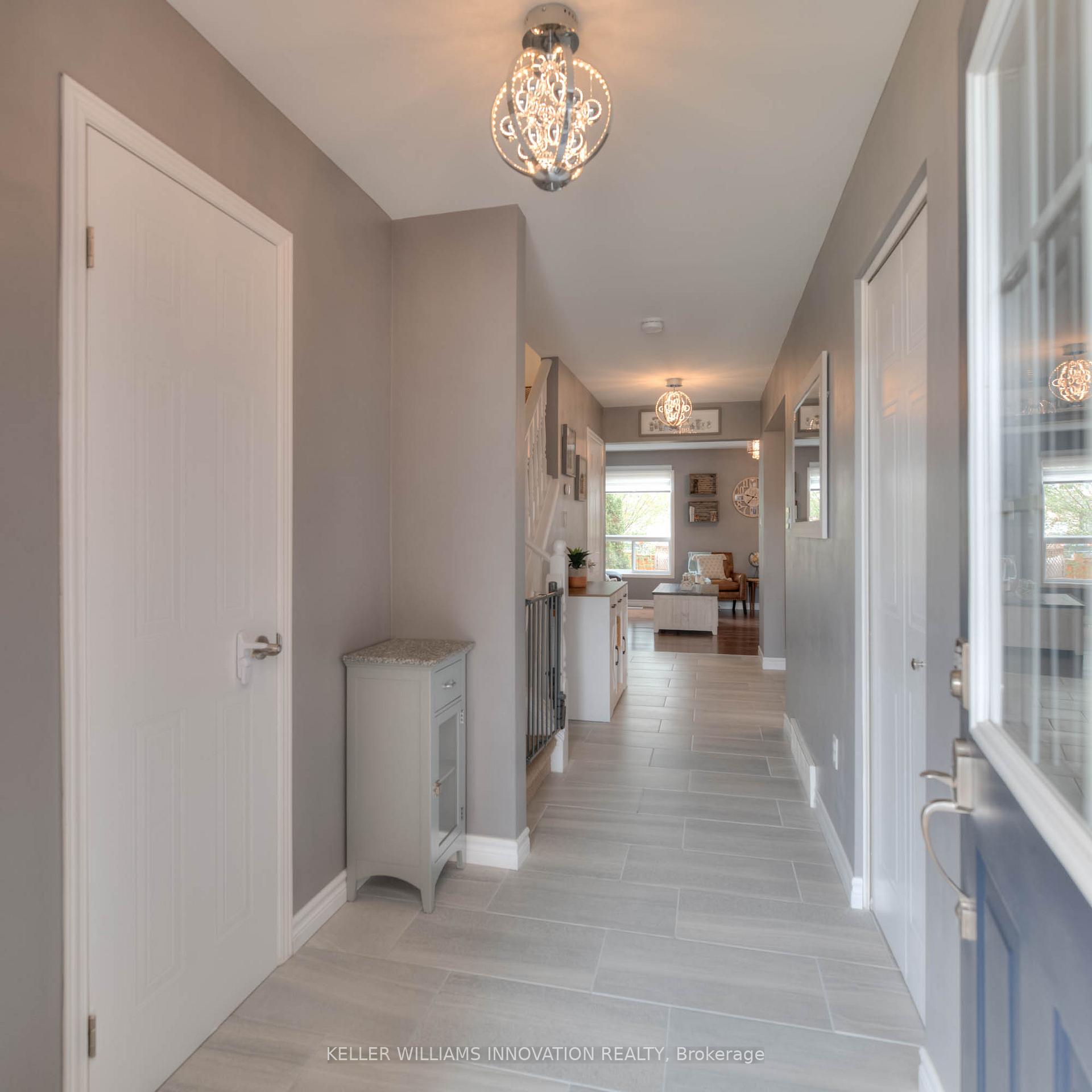 Photo 4 of 72 Westmeadow Drive, Kitchener — HOMEH
