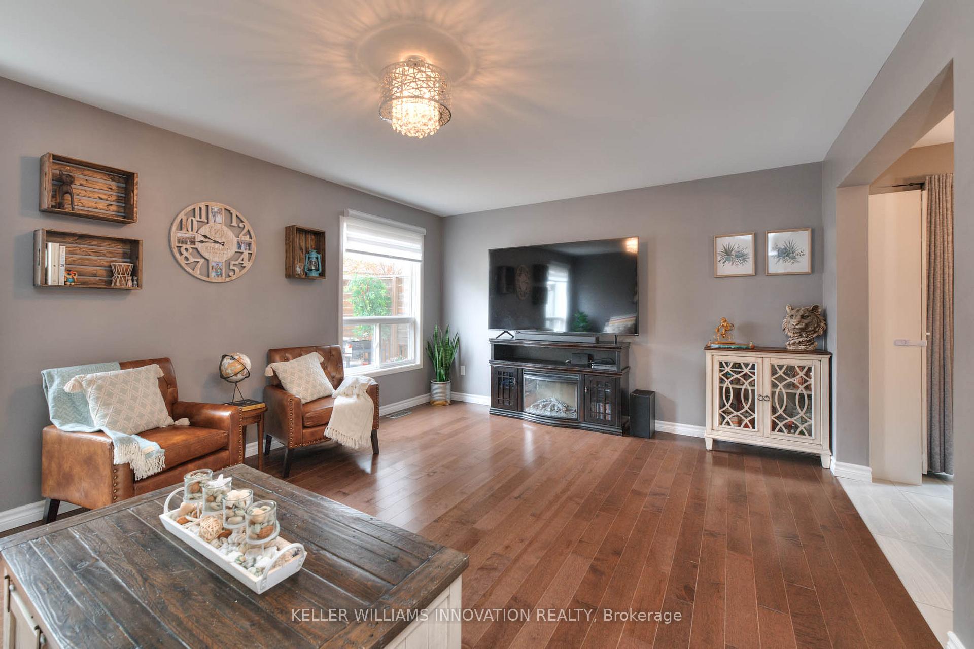 Photo 15 of 72 Westmeadow Drive, Kitchener — HOMEH