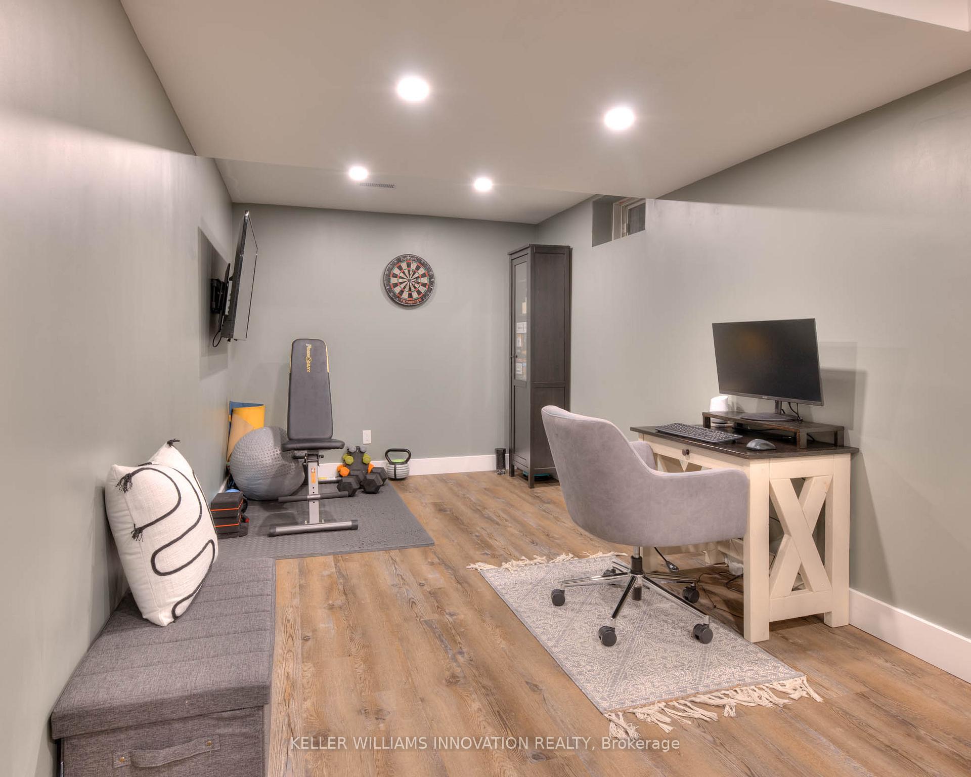 Photo 23 of 72 Westmeadow Drive, Kitchener — HOMEH