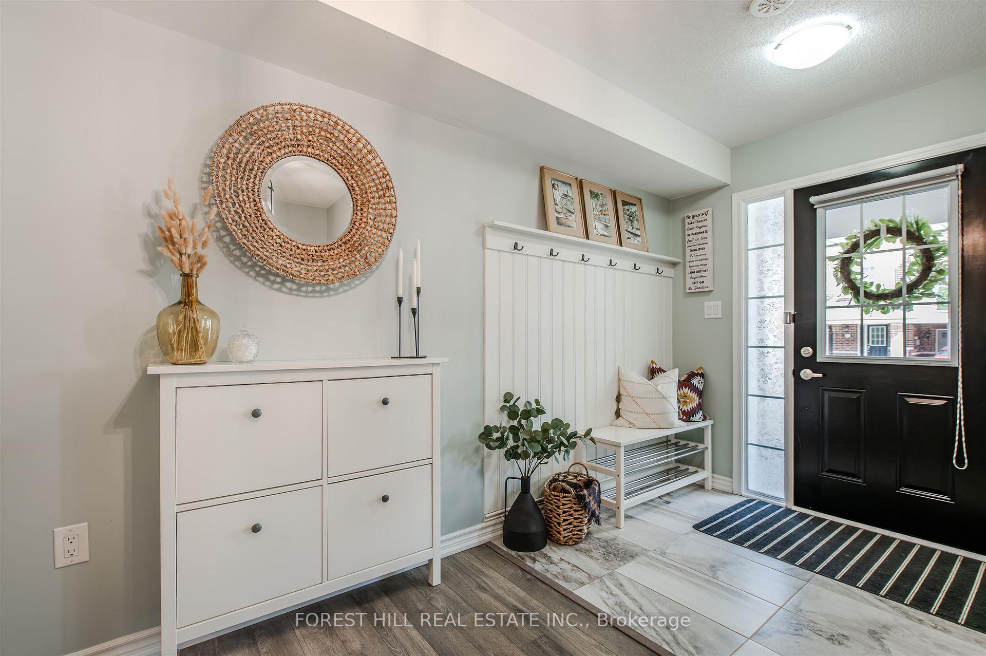 Photo 5 of 556 Buckeye Court, Milton, Cobban — HOMEH