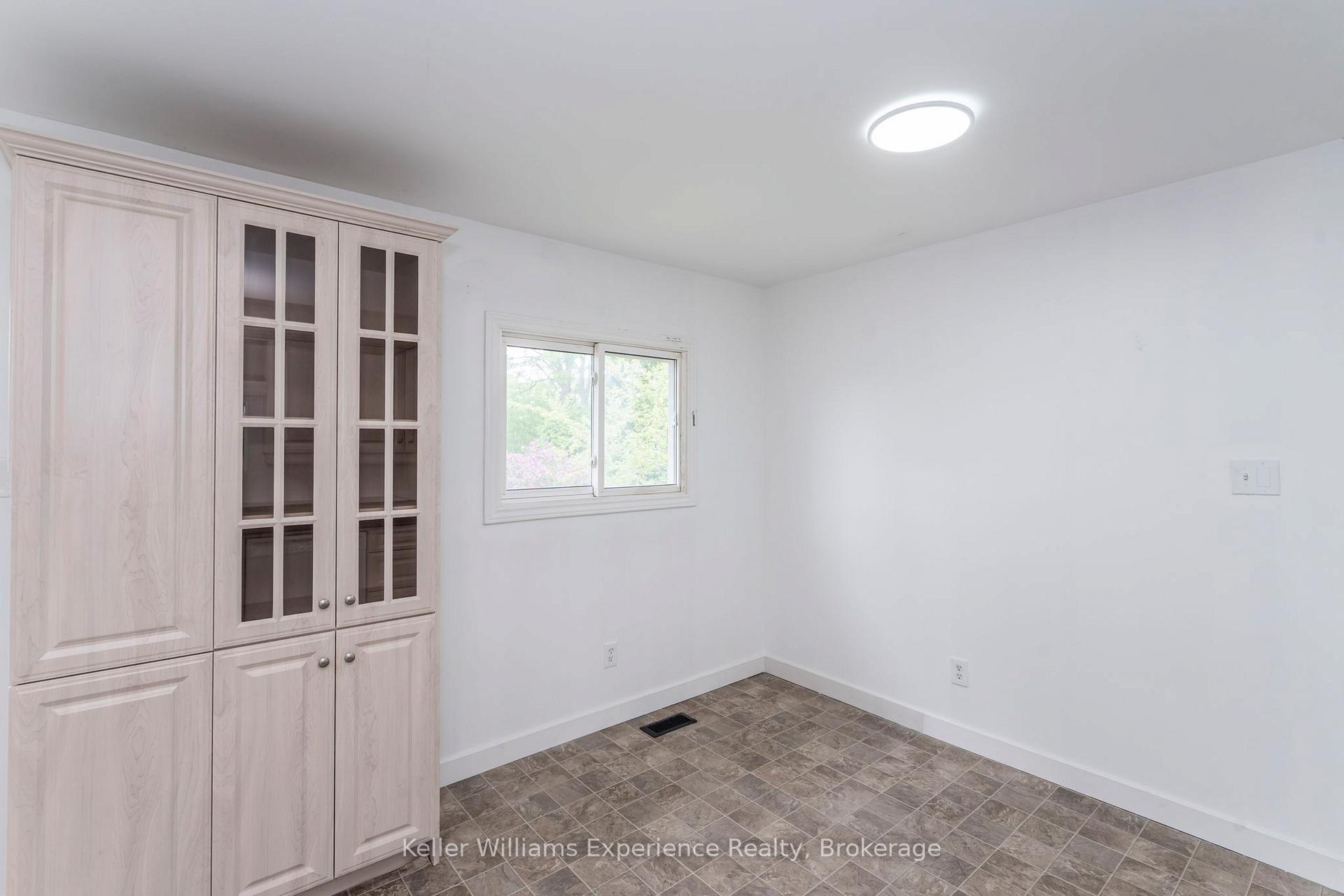 Photo 9 of 258 Ruby Street, Midland — HOMEH