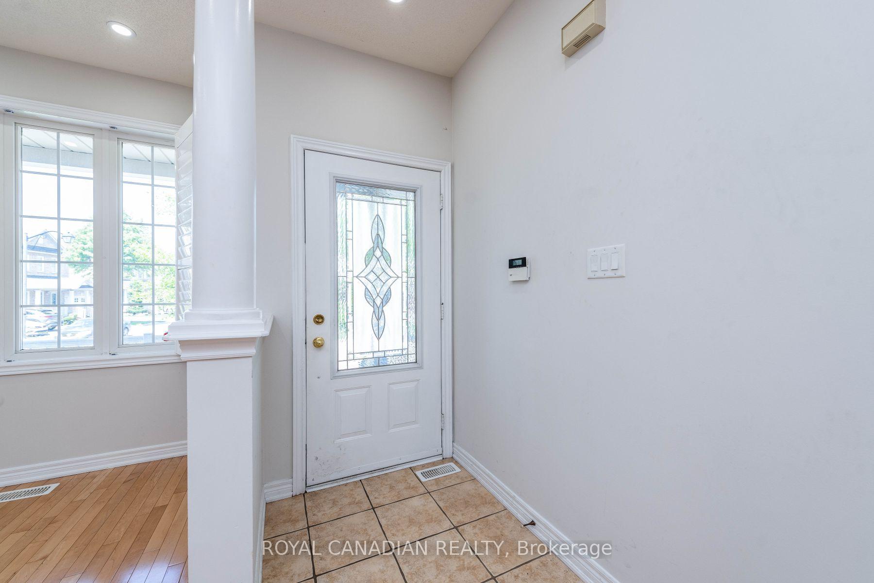 Photo 6 of 119 Saffron Street, Markham, Greensborough — HOMEH
