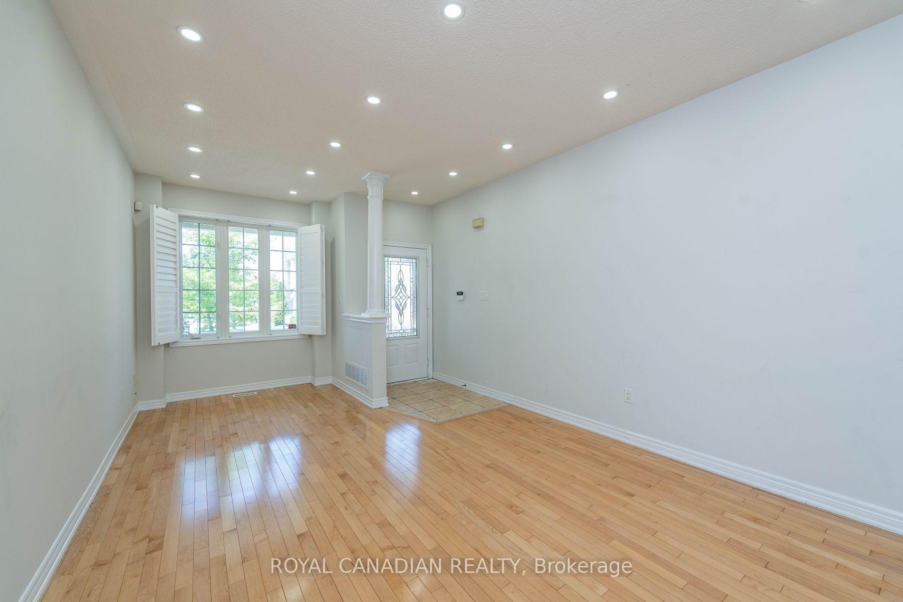 Photo 8 of 119 Saffron Street, Markham, Greensborough — HOMEH