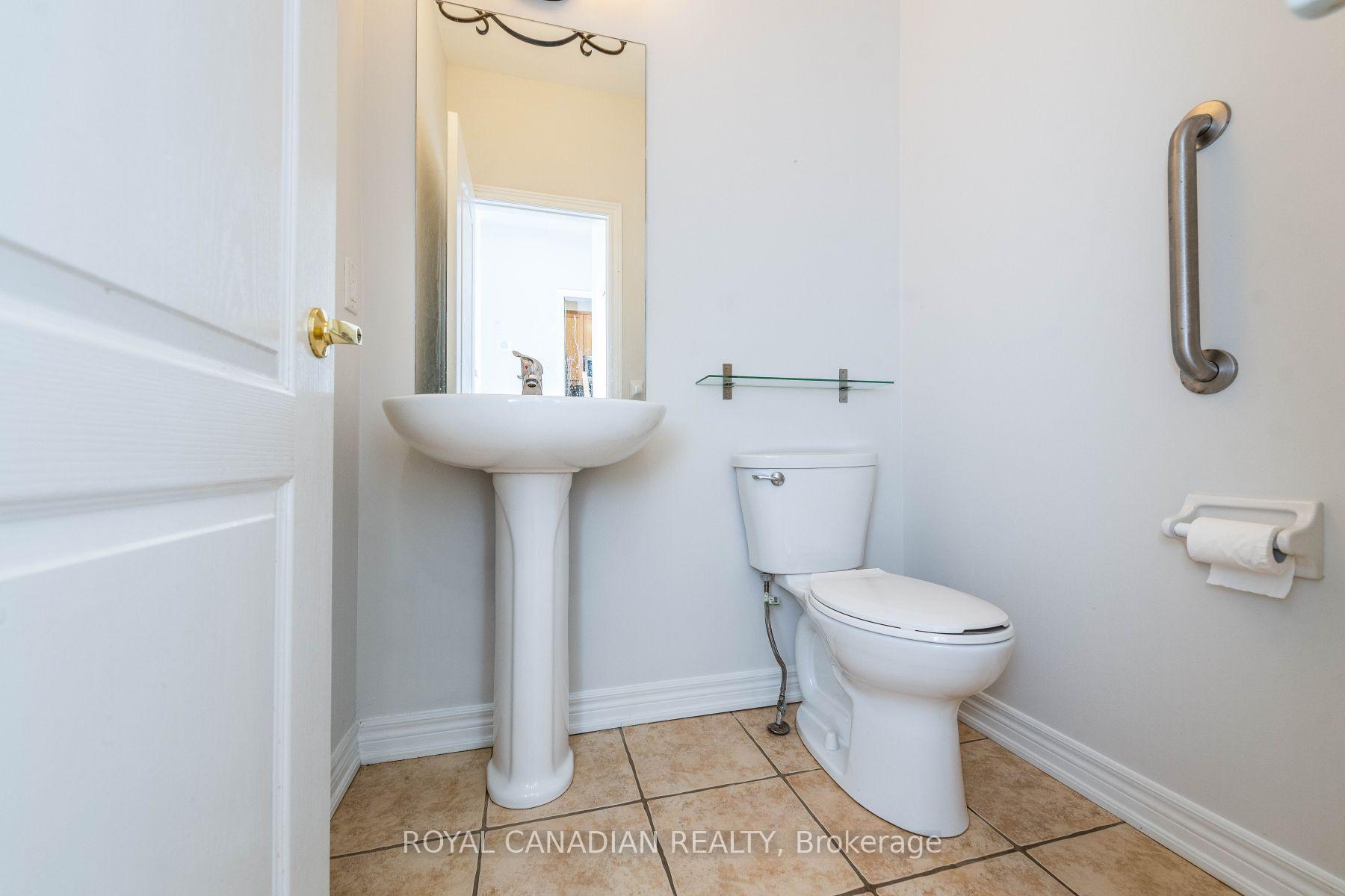 Photo 12 of 119 Saffron Street, Markham, Greensborough — HOMEH