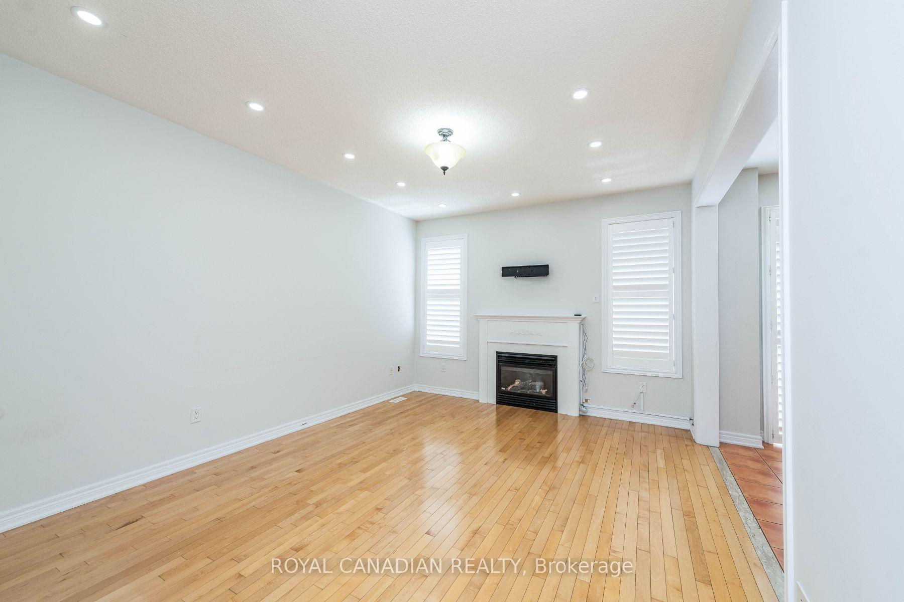 Photo 13 of 119 Saffron Street, Markham, Greensborough — HOMEH