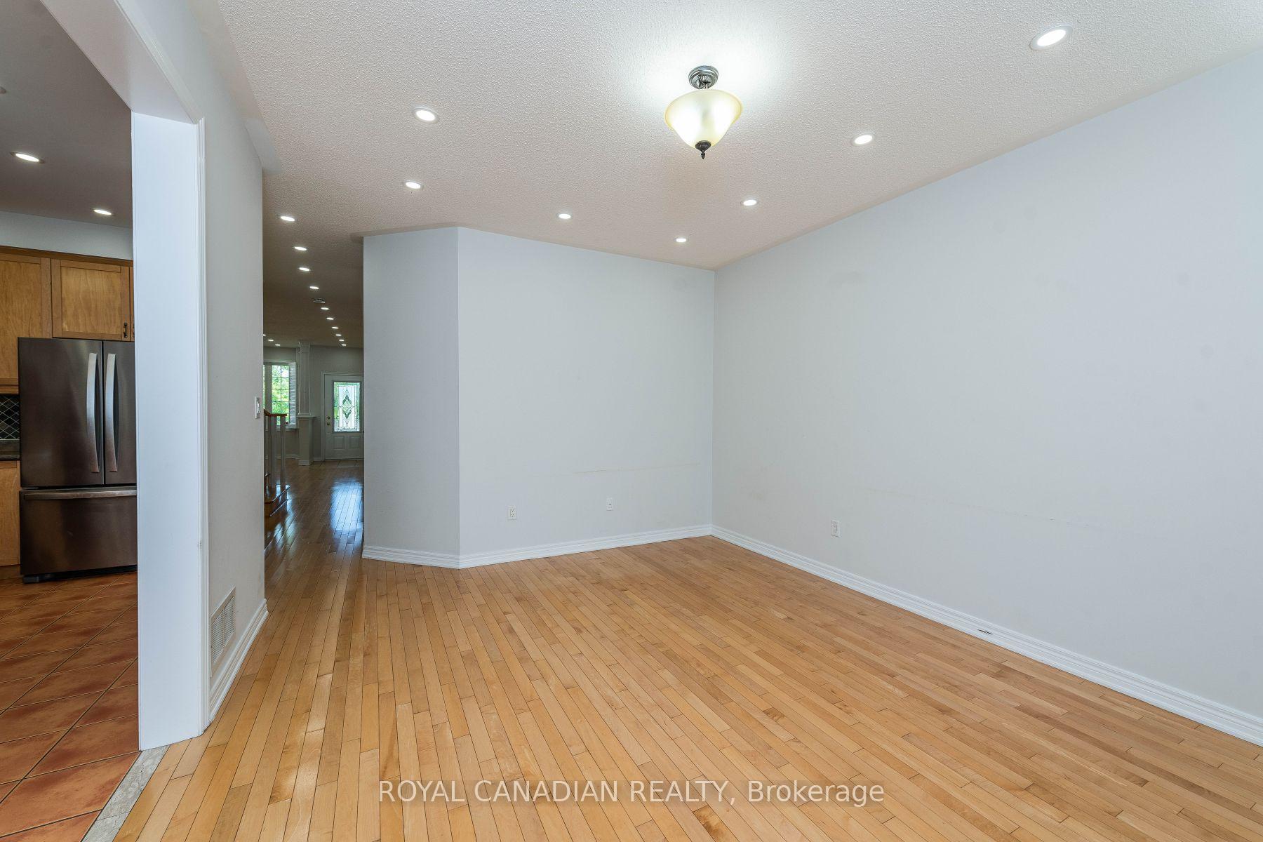 Photo 16 of 119 Saffron Street, Markham, Greensborough — HOMEH