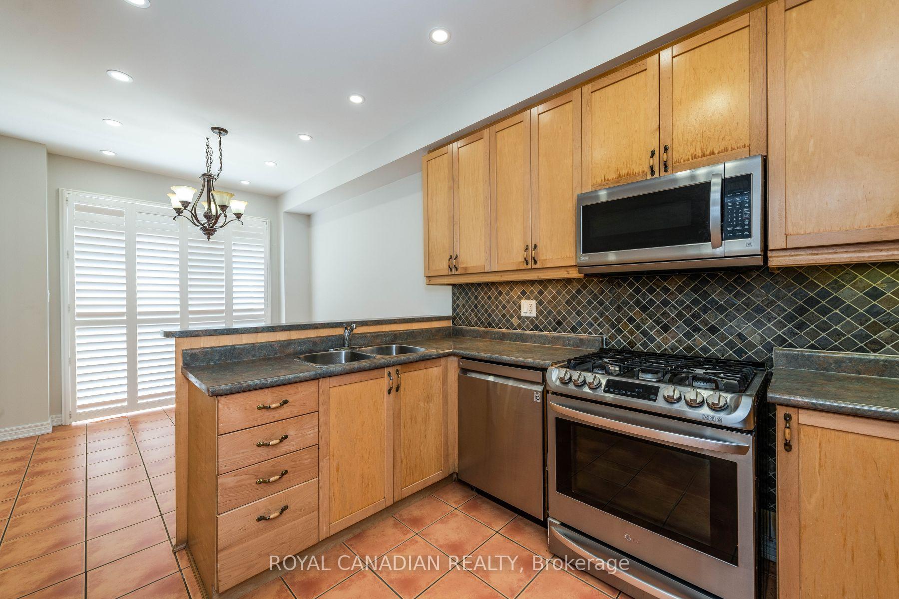 Photo 18 of 119 Saffron Street, Markham, Greensborough — HOMEH