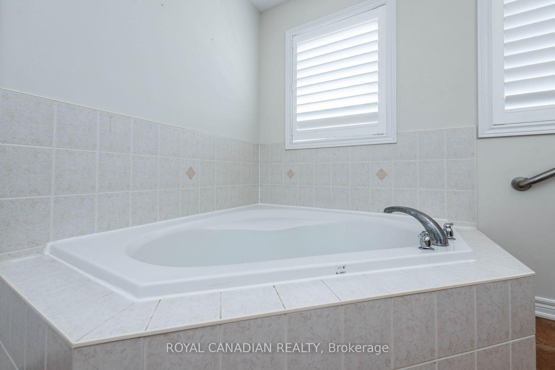 Photo 43 of 119 Saffron Street, Markham, Greensborough — HOMEH