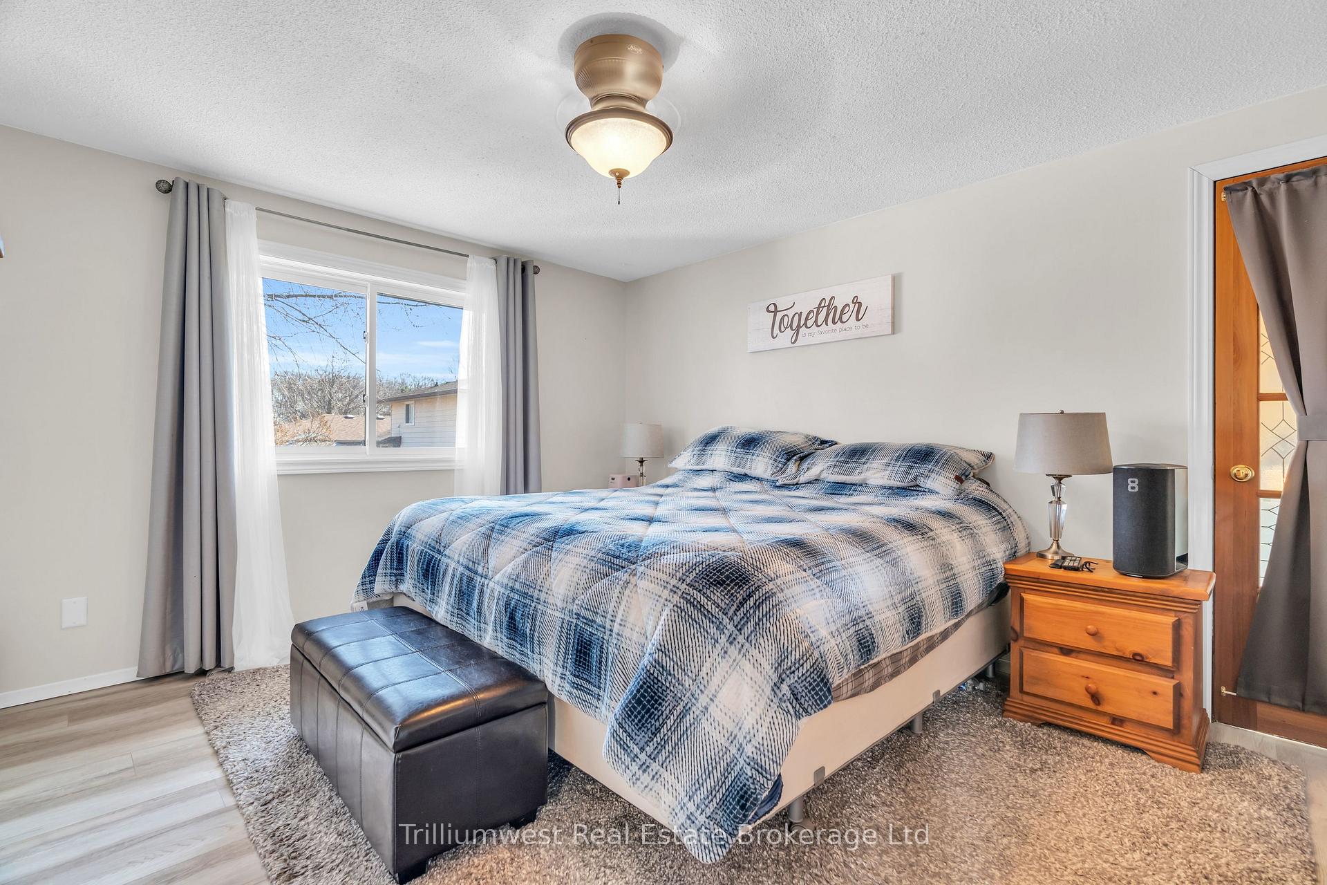 Photo 28 of 121 Martinglen Crescent, Kitchener — HOMEH