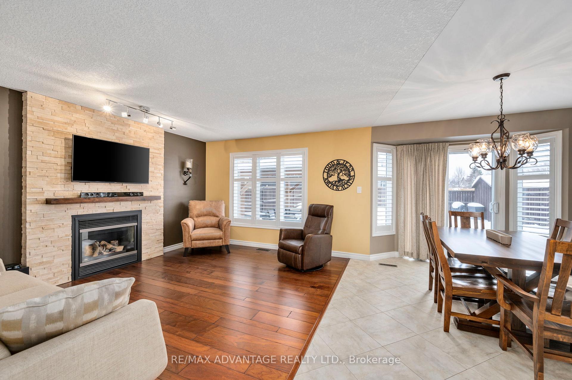 Photo 8 of 57 Stonefield Lane, Middlesex Centre, Ilderton — HOMEH