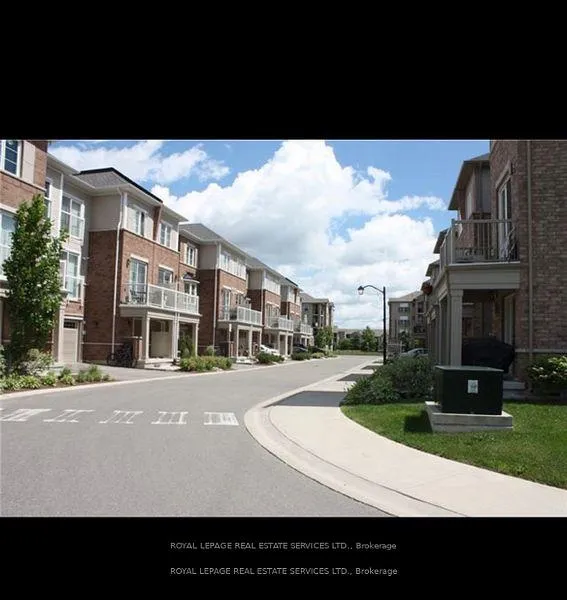 Front of Unit 56, 165 Hampshire Way