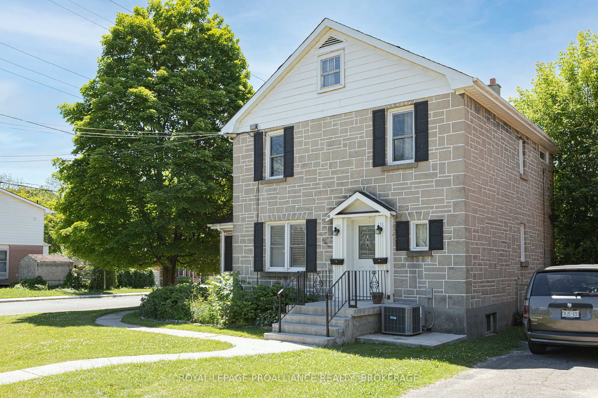 Photo 2 of 78 Carruthers Avenue, Kingston, Central City East — HOMEH