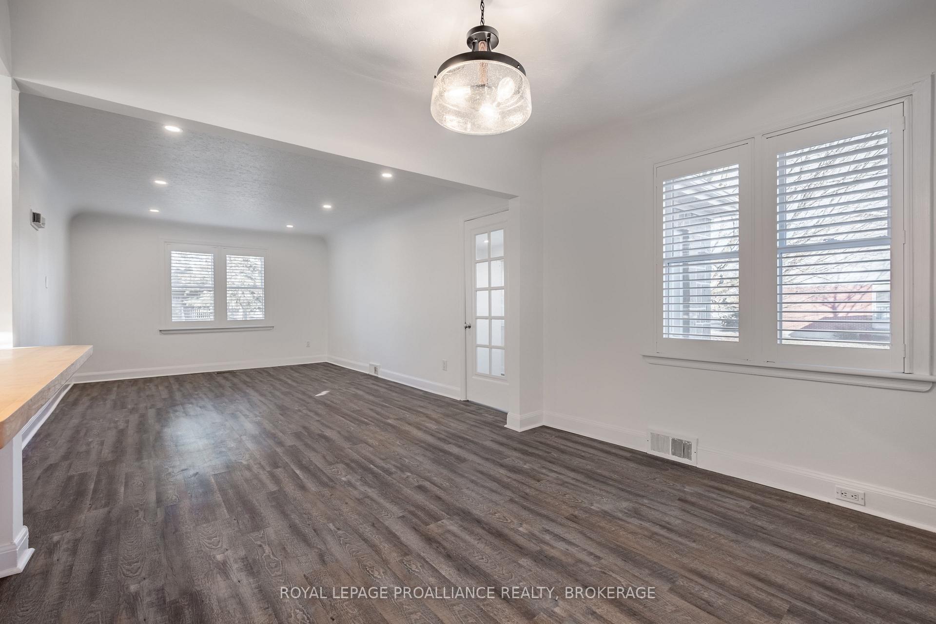 Photo 12 of 78 Carruthers Avenue, Kingston, Central City East — HOMEH