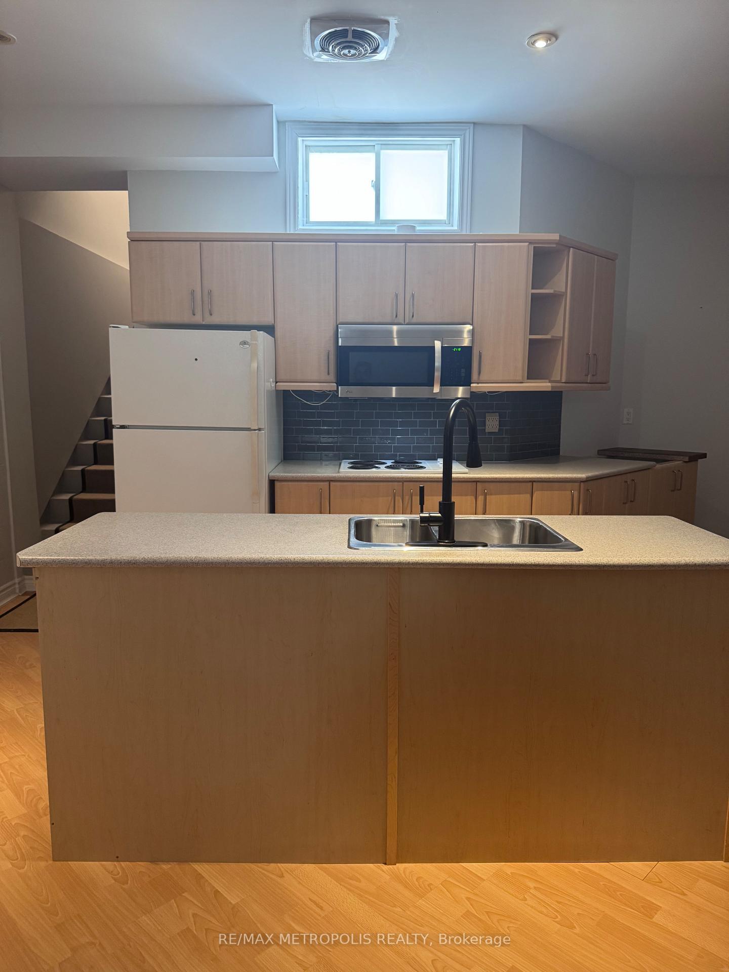 Photo 1 of Unit Basement, 296 Main Street N, Markham, Unionville — HOMEH