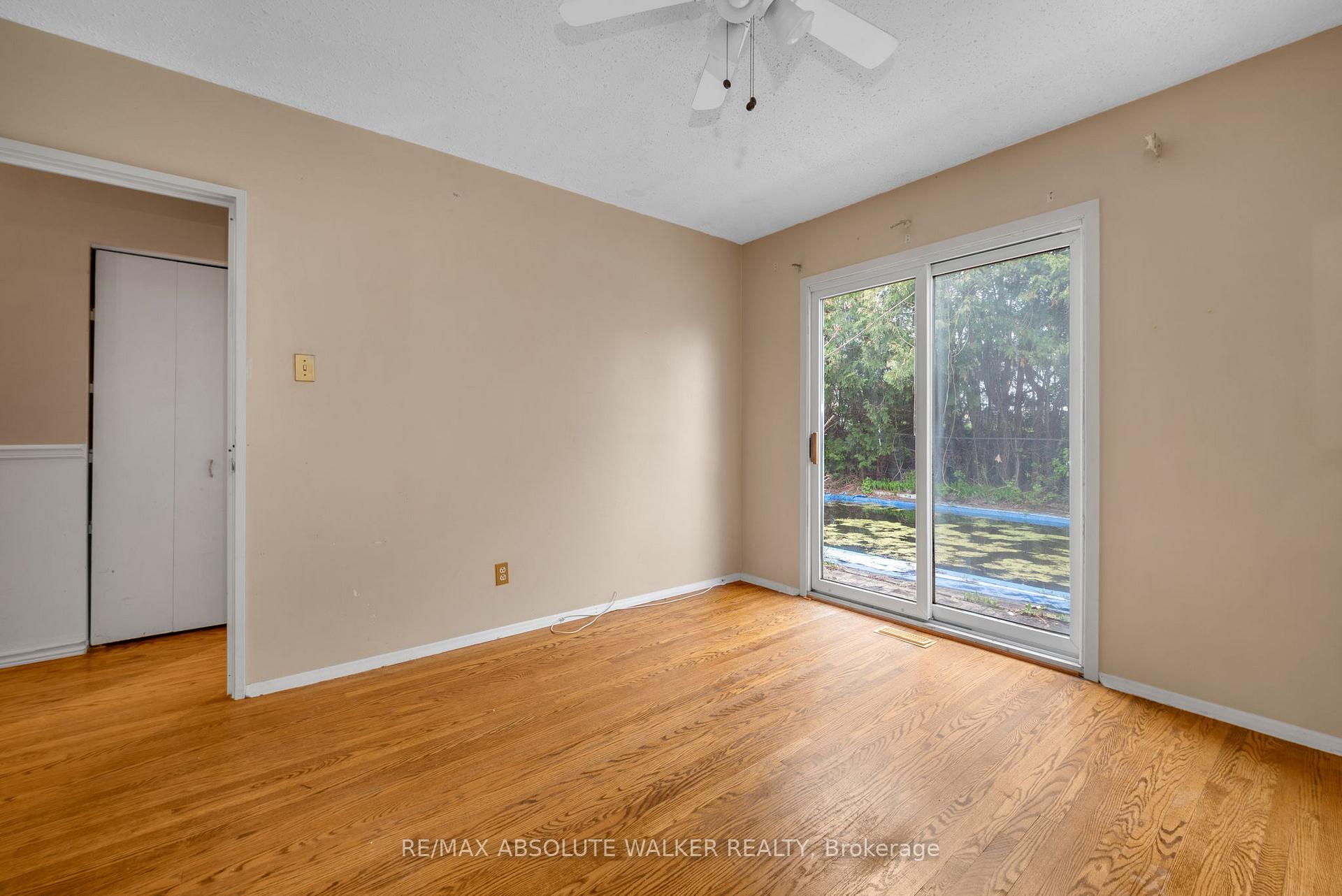 Photo 14 of 107 Coburn Avenue, Ottawa, Kanata - Glencairn/Hazeldean — HOMEH