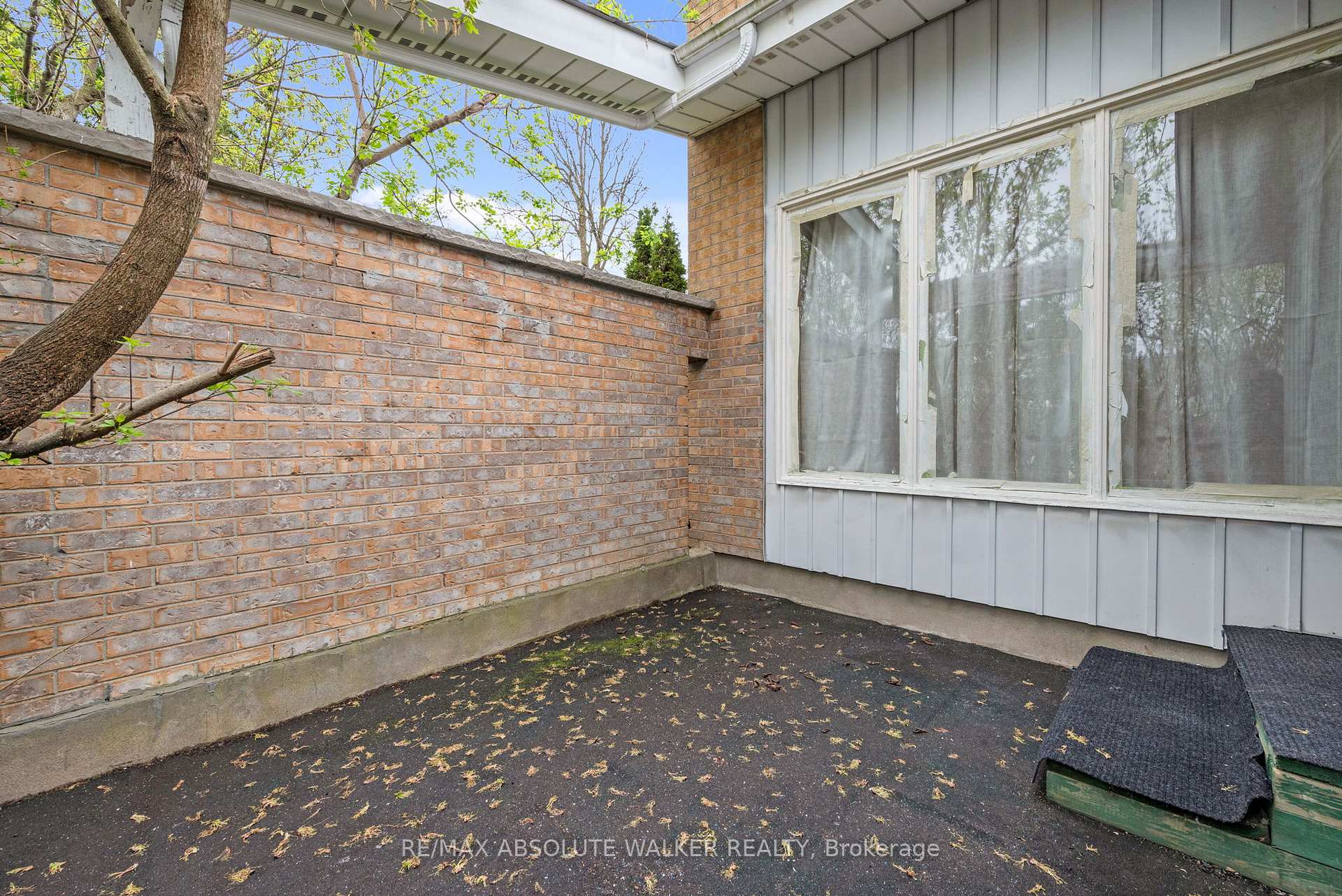 Photo 22 of 107 Coburn Avenue, Ottawa, Kanata - Glencairn/Hazeldean — HOMEH