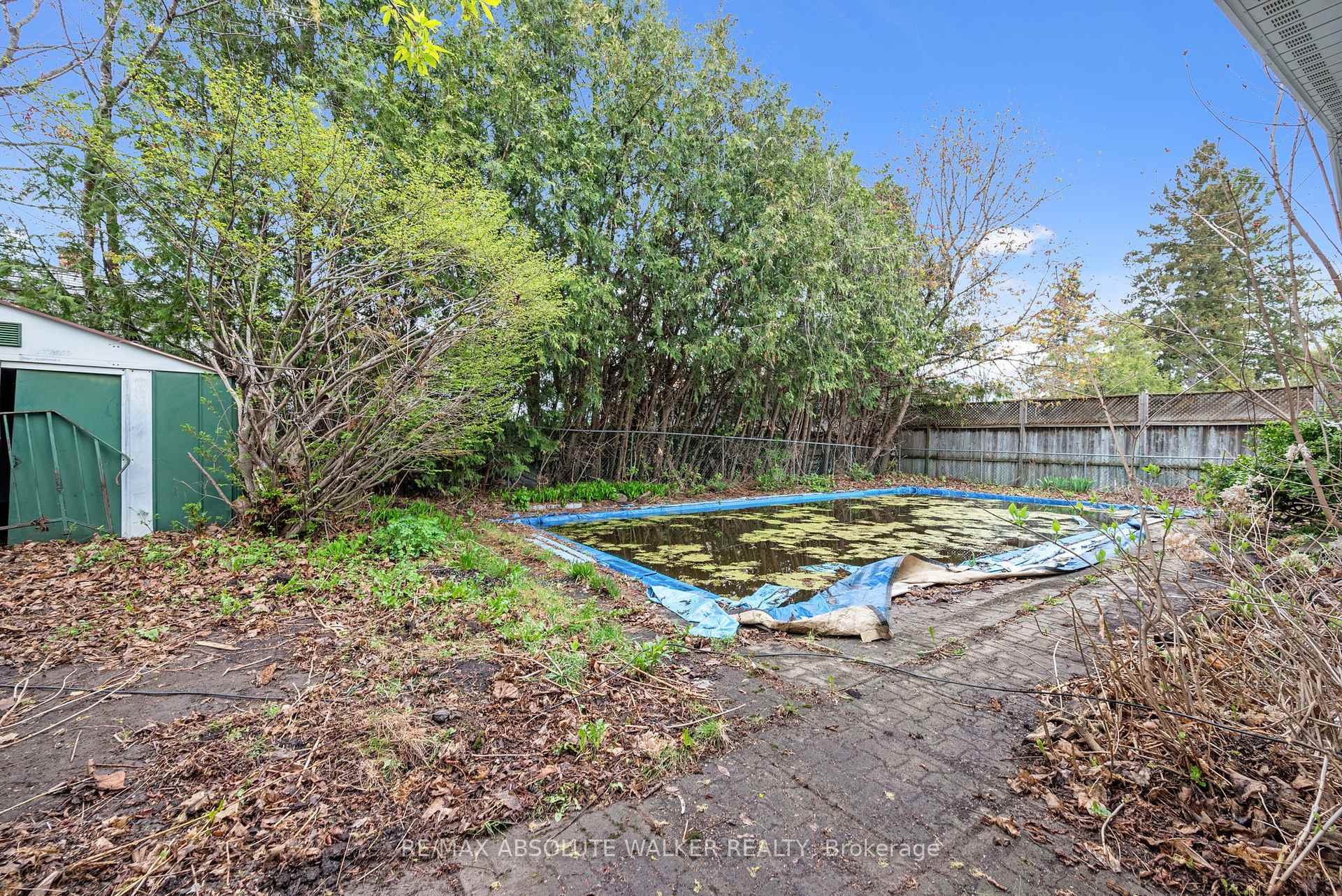 Photo 24 of 107 Coburn Avenue, Ottawa, Kanata - Glencairn/Hazeldean — HOMEH