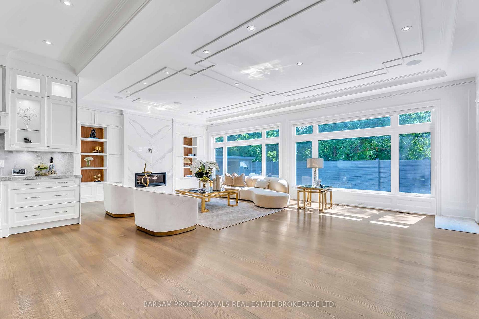 Photo 13 of 17 Towne Court, Markham, Unionville — HOMEH
