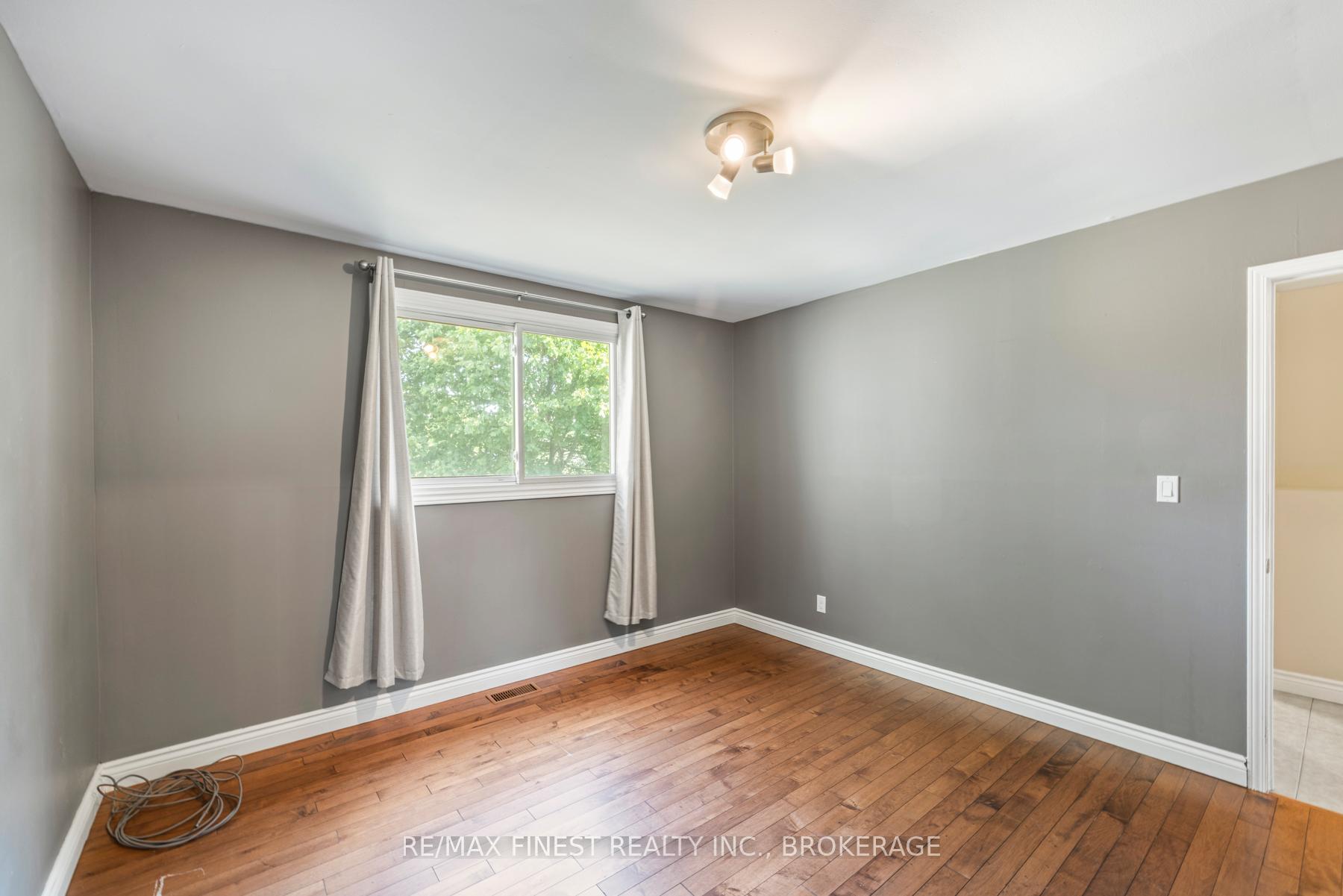 Photo 20 of 6 Marino Drive, Kingston, City North of 401 — HOMEH