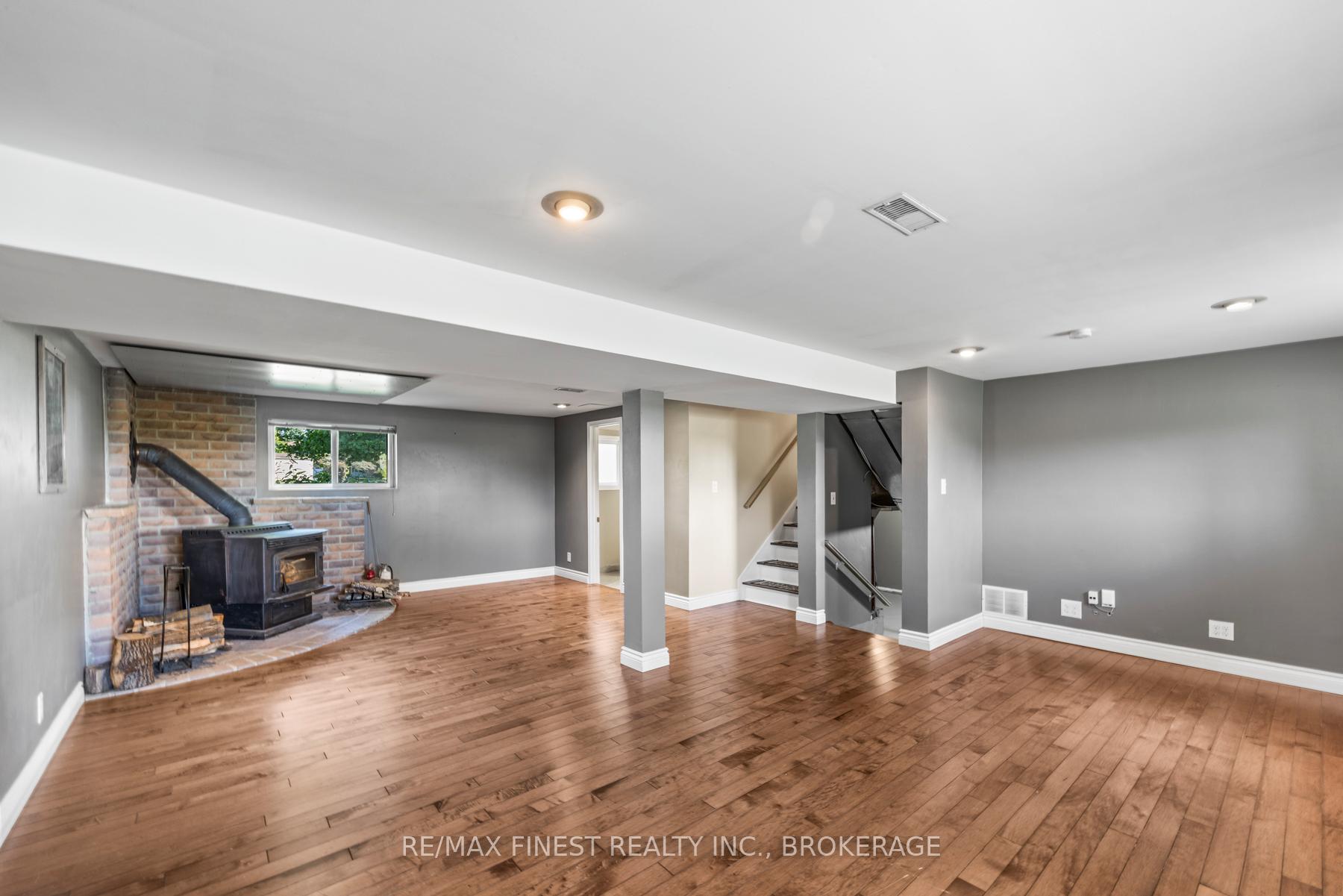 Photo 27 of 6 Marino Drive, Kingston, City North of 401 — HOMEH