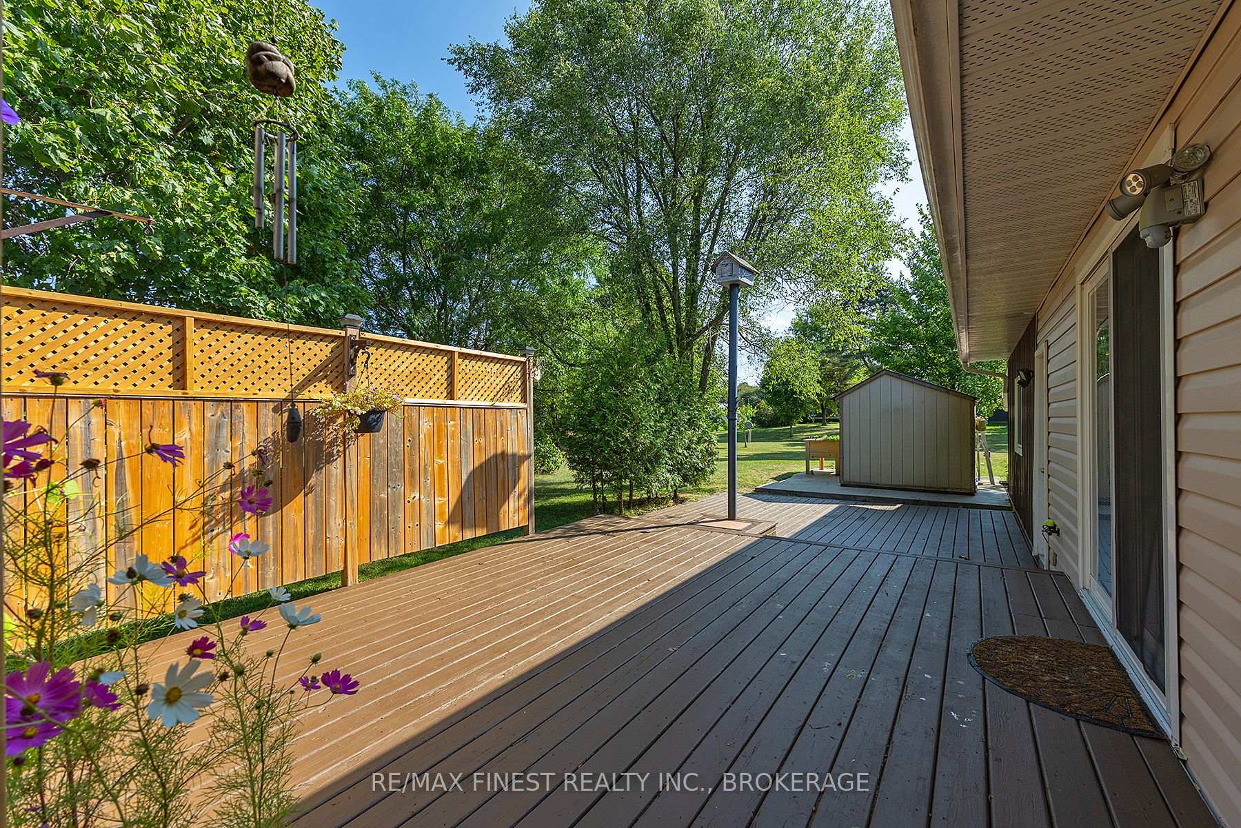 Photo 35 of 6 Marino Drive, Kingston, City North of 401 — HOMEH