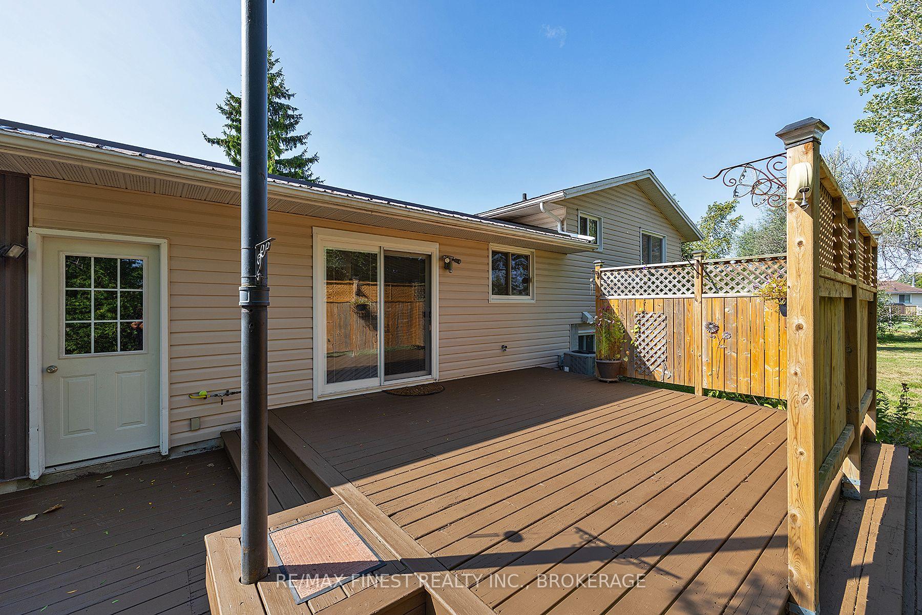 Photo 36 of 6 Marino Drive, Kingston, City North of 401 — HOMEH