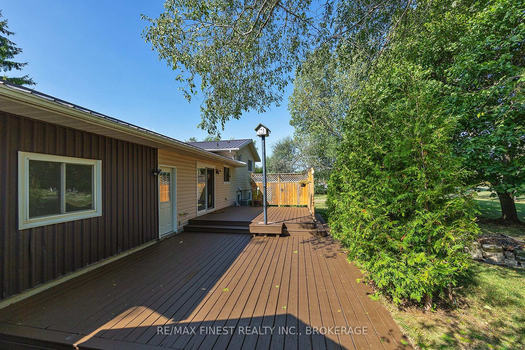 Photo 37 of 6 Marino Drive, Kingston, City North of 401 — HOMEH