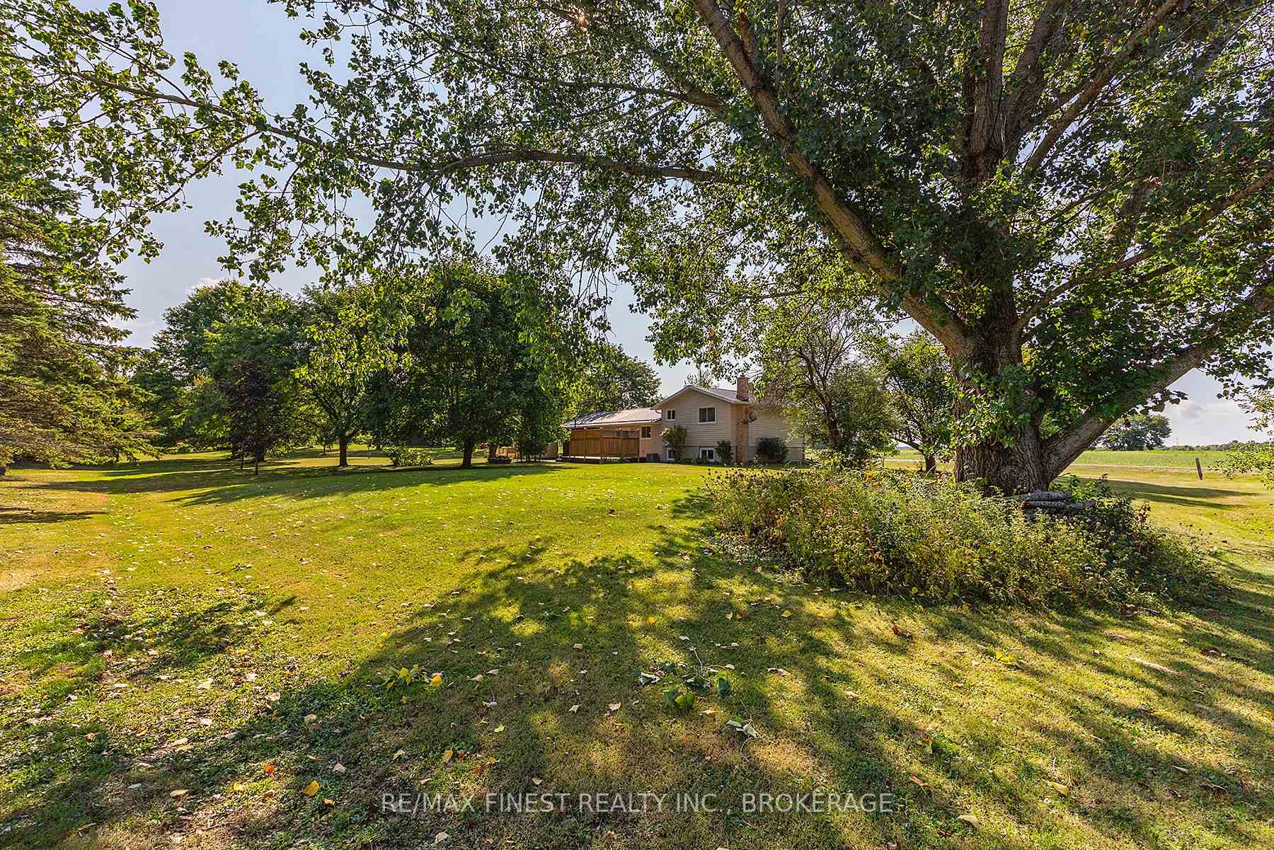 Photo 44 of 6 Marino Drive, Kingston, City North of 401 — HOMEH