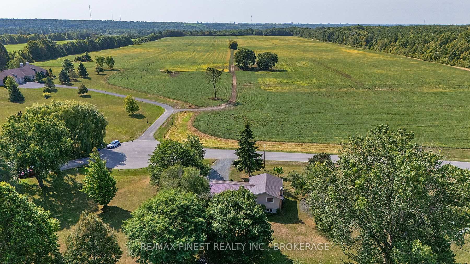 Photo 48 of 6 Marino Drive, Kingston, City North of 401 — HOMEH