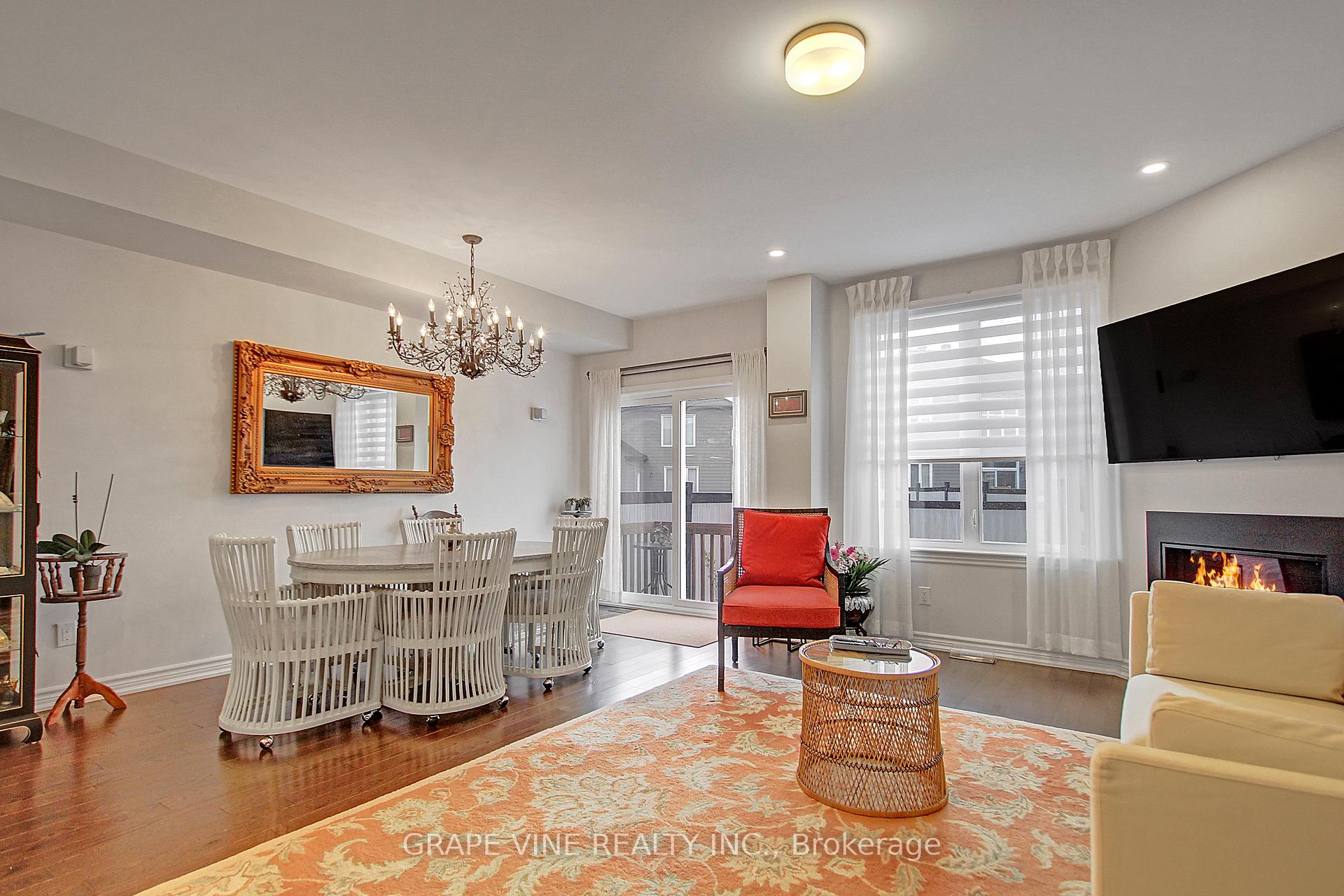 Photo 12 of 4836 Abbott Street E, Ottawa, Kanata - Emerald Meadows/Trailwest — HOMEH