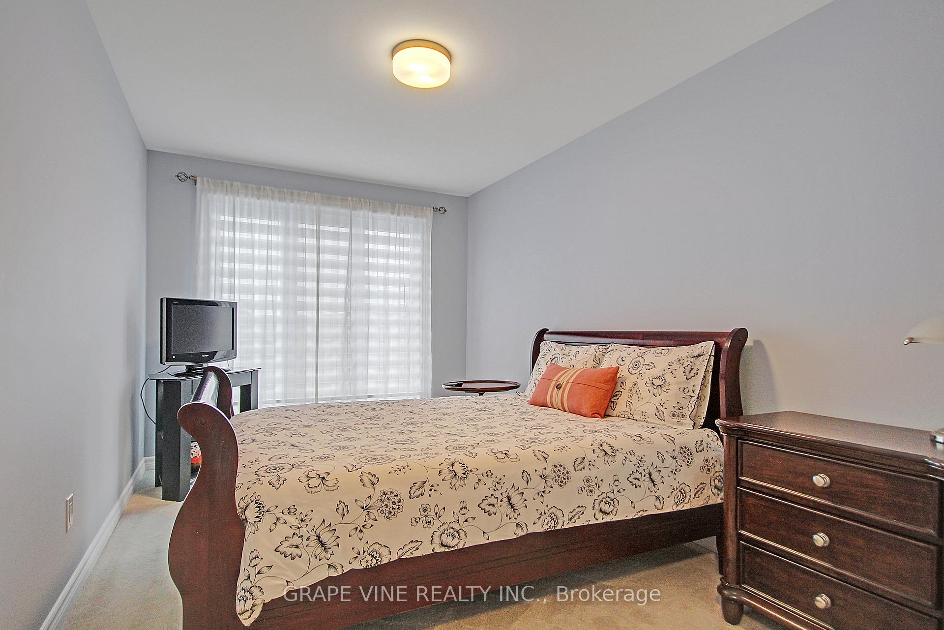 Photo 22 of 4836 Abbott Street E, Ottawa, Kanata - Emerald Meadows/Trailwest — HOMEH