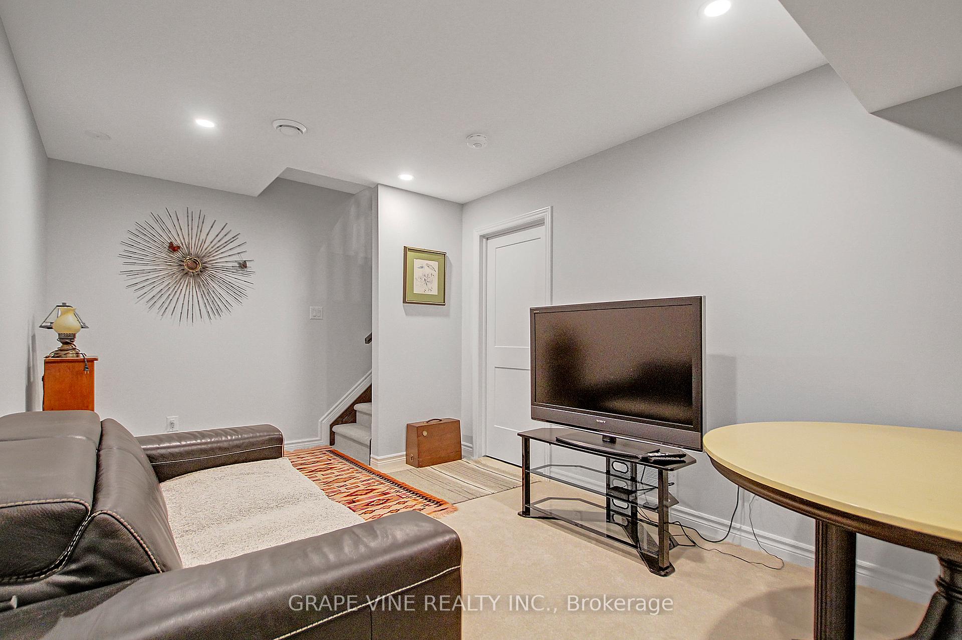 Photo 24 of 4836 Abbott Street E, Ottawa, Kanata - Emerald Meadows/Trailwest — HOMEH