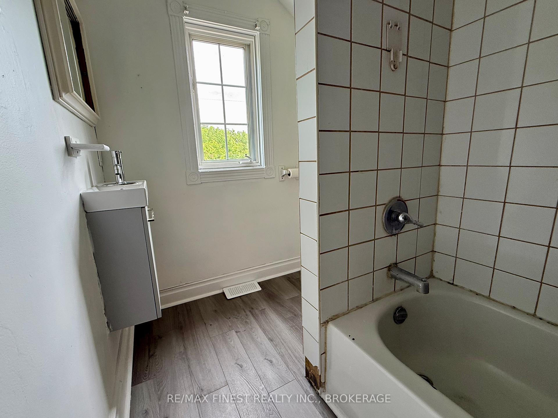 Photo 22 of 6 Greer Street, Kingston, Rideau — HOMEH