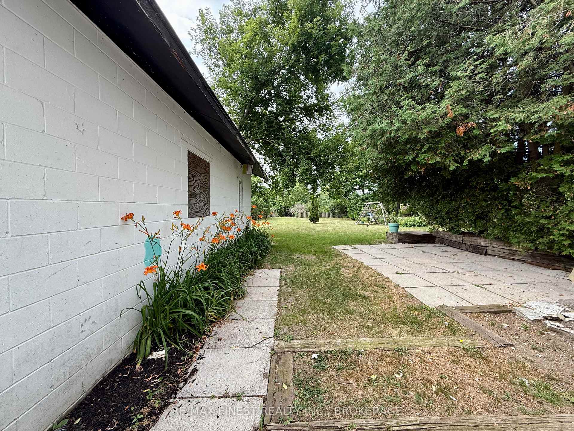 Photo 26 of 6 Greer Street, Kingston, Rideau — HOMEH